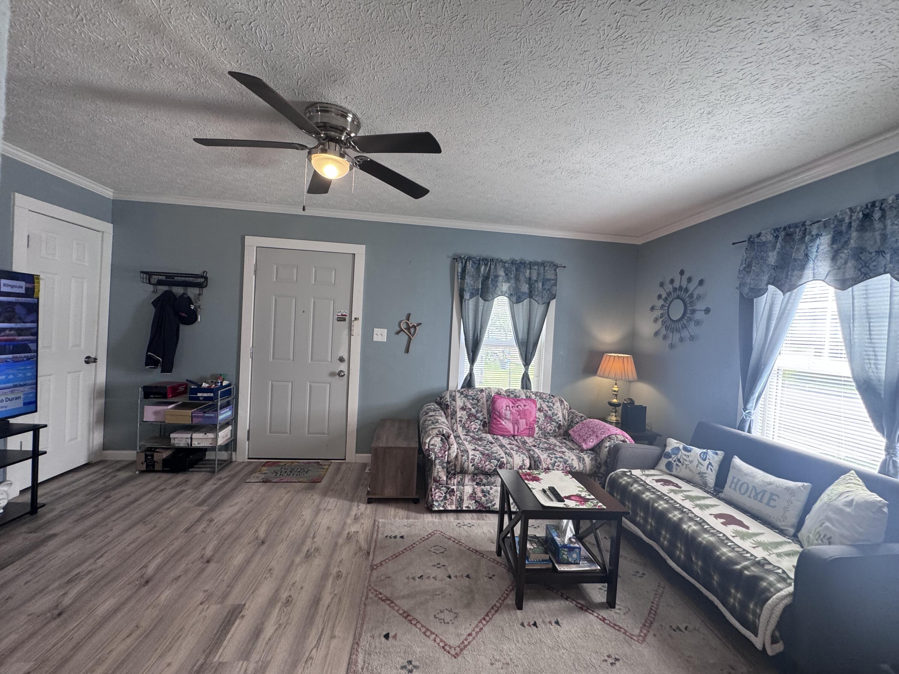 1112 Hillcrest Avenue Property Photo 10