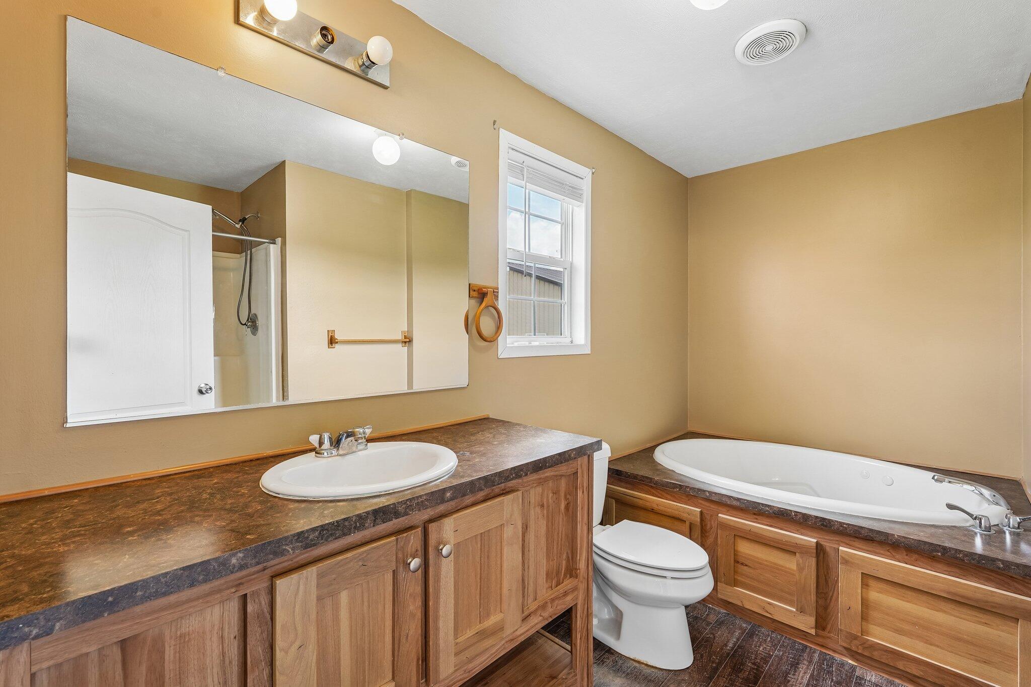 7916 State Route 559 Property Photo 37