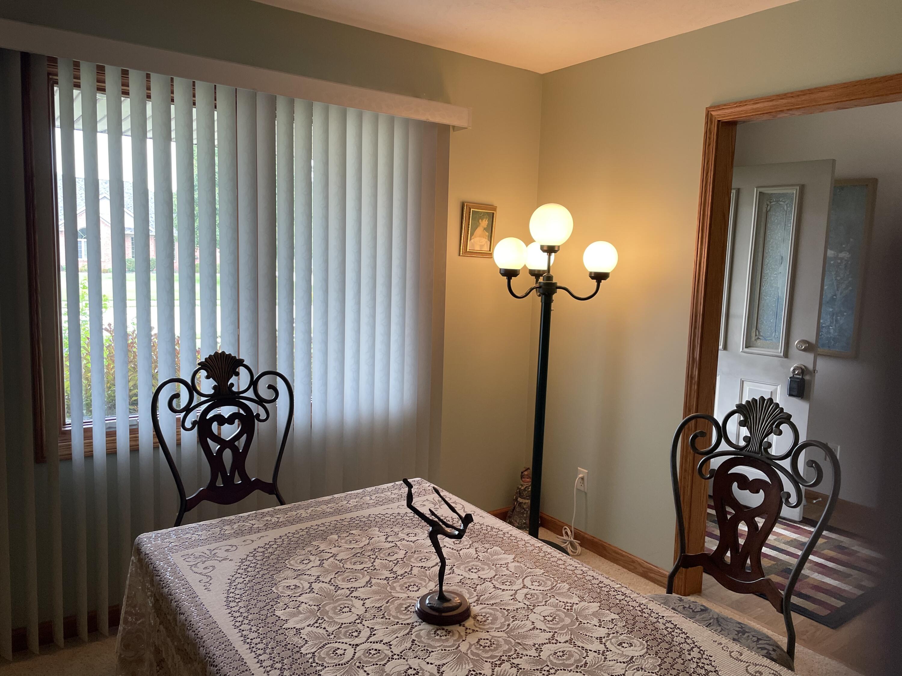 1554 Westlake Drive Property Photo 8