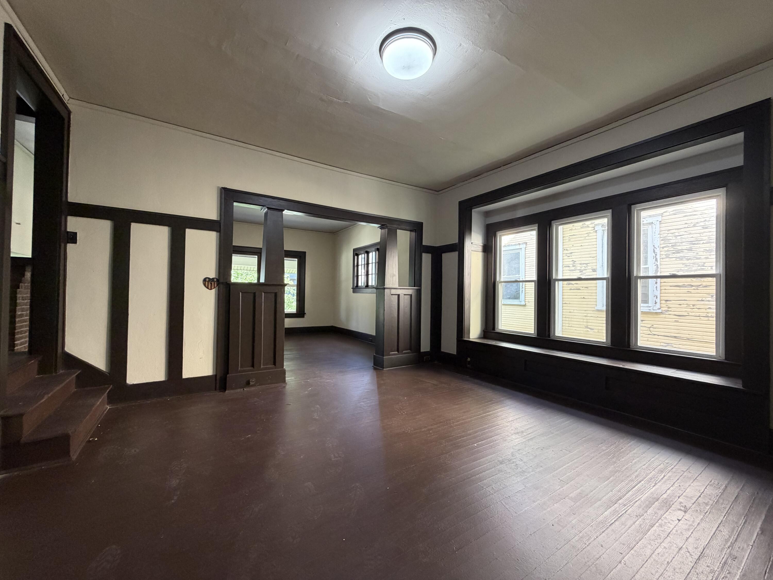 457-459 E Madison Avenue Property Photo 31