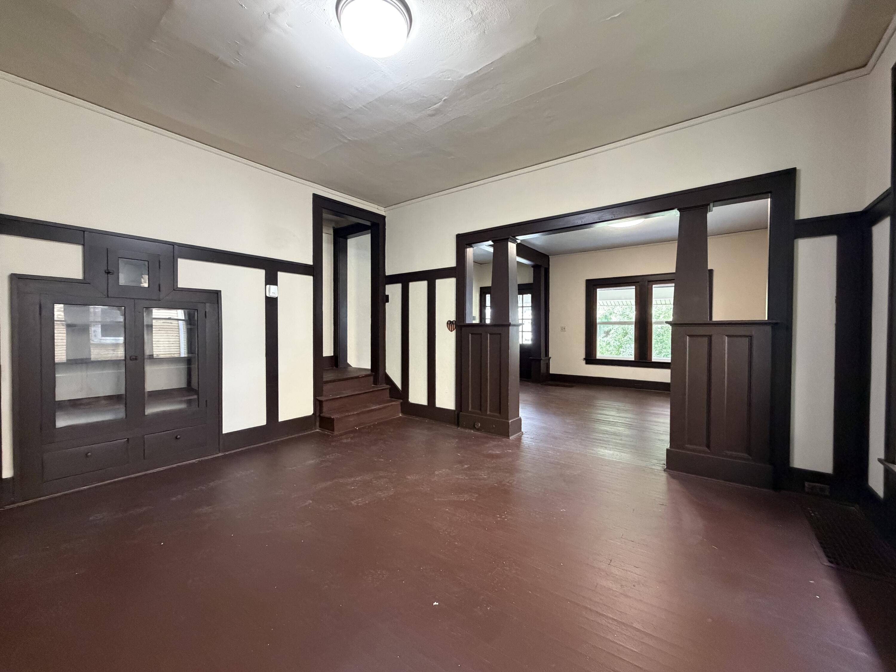 457-459 E Madison Avenue Property Photo 32