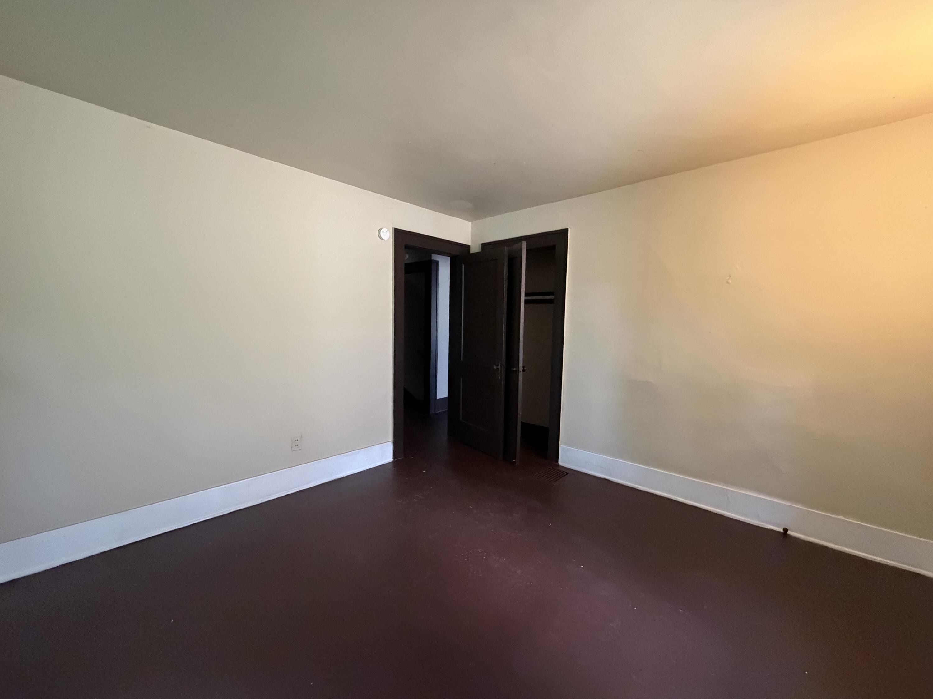 457-459 E Madison Avenue Property Photo 40