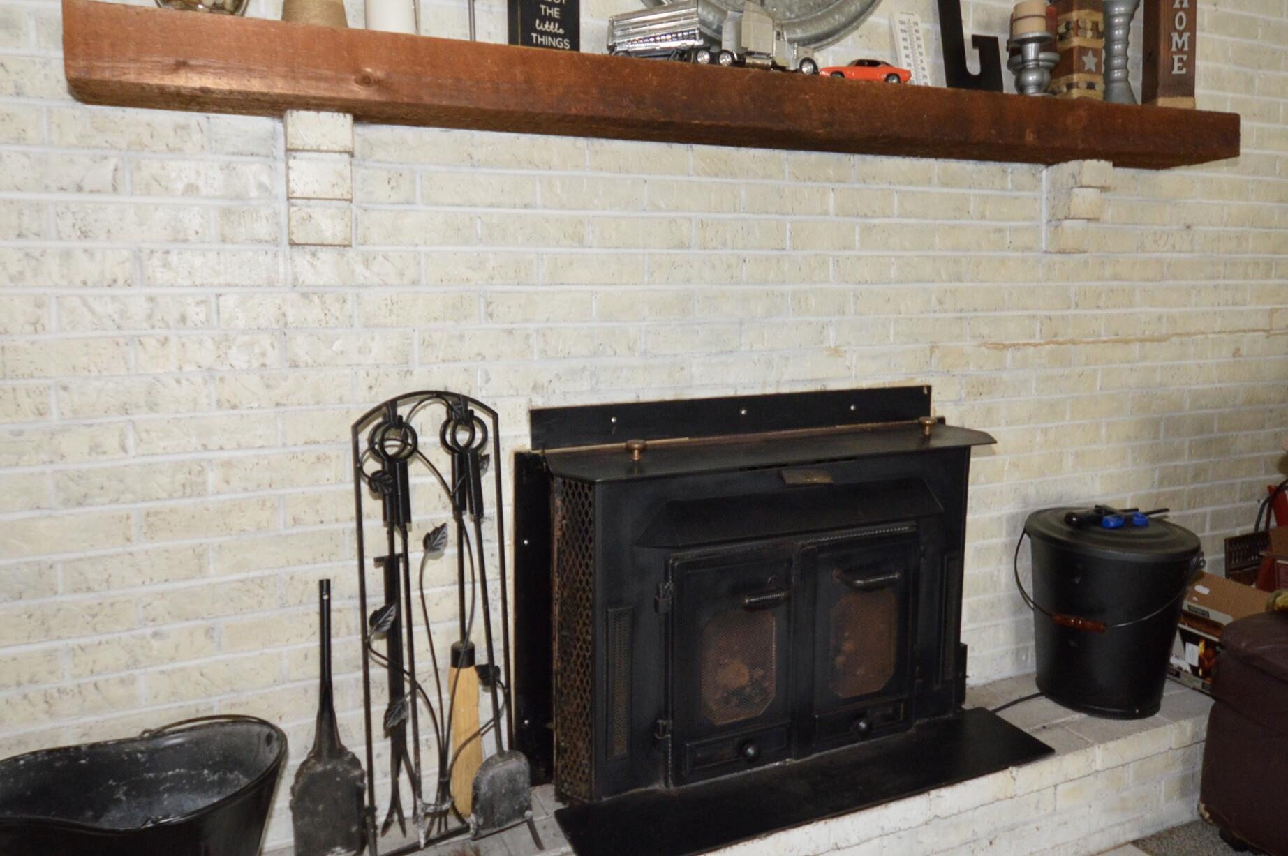 9661 Jones Road Property Photo 17