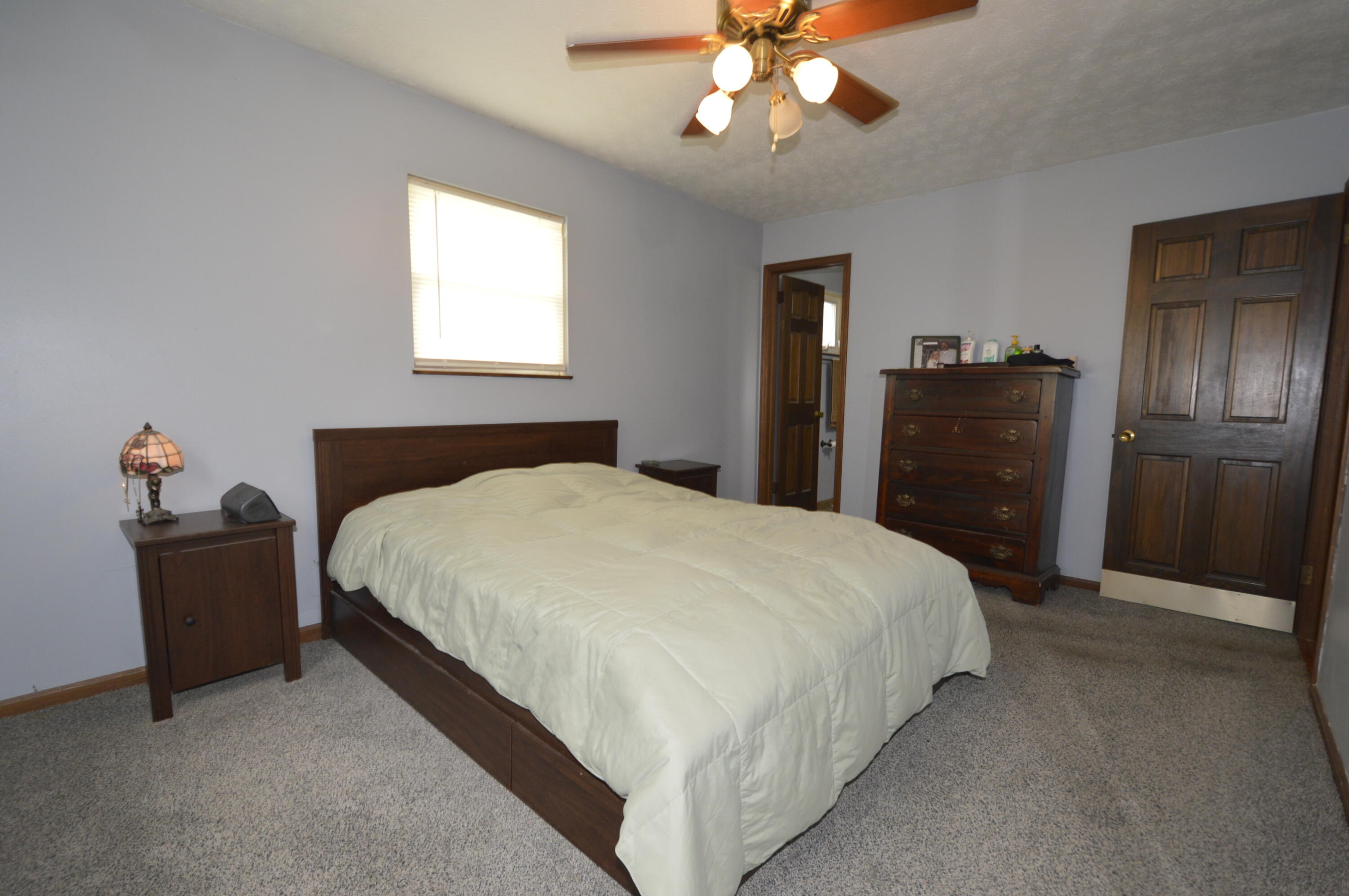 9661 Jones Road Property Photo 21