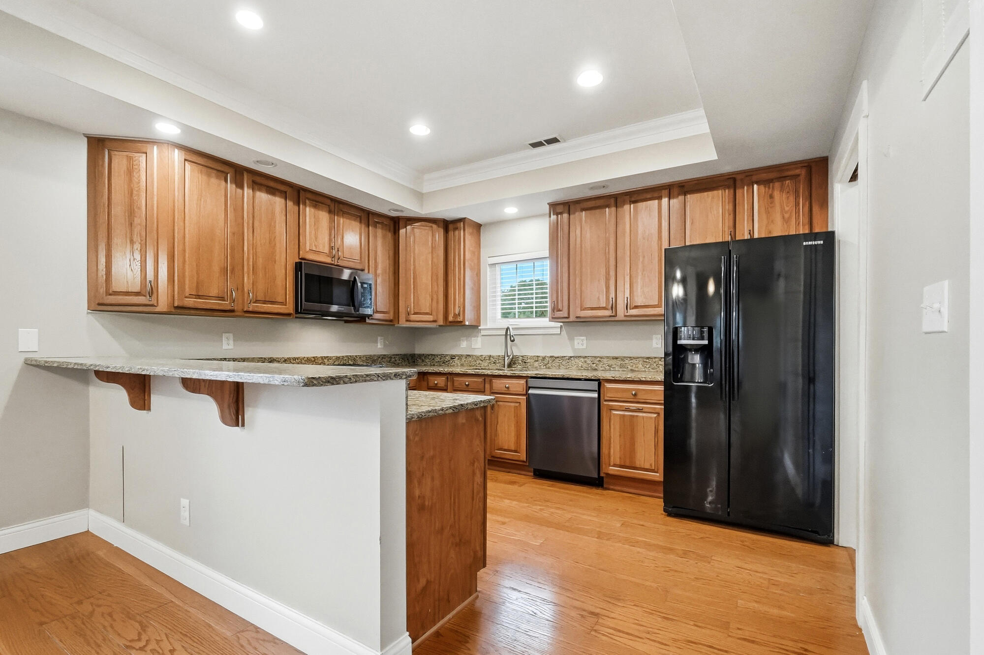 2425 Delta Avenue Property Photo 15