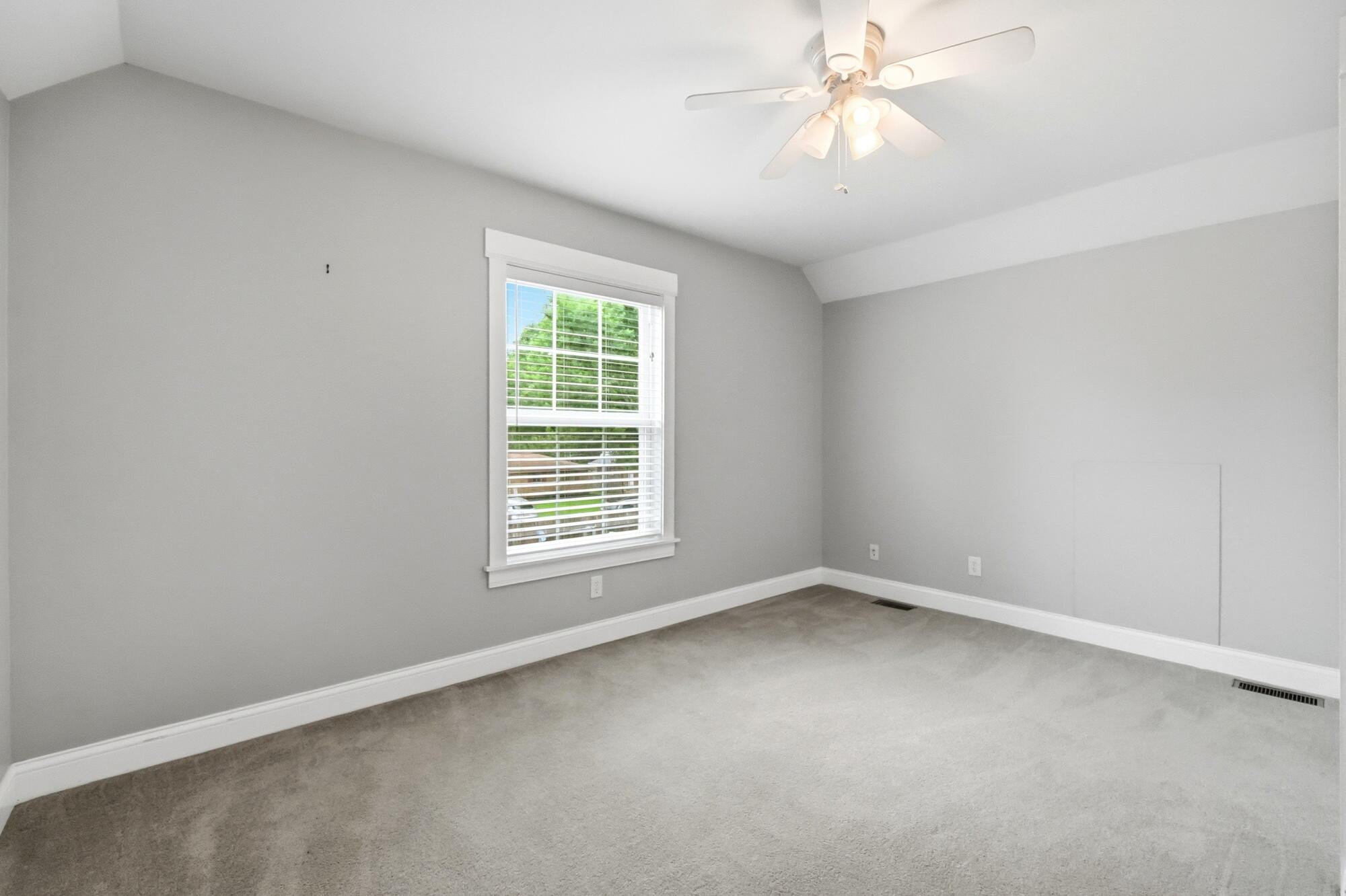 2425 Delta Avenue Property Photo 37