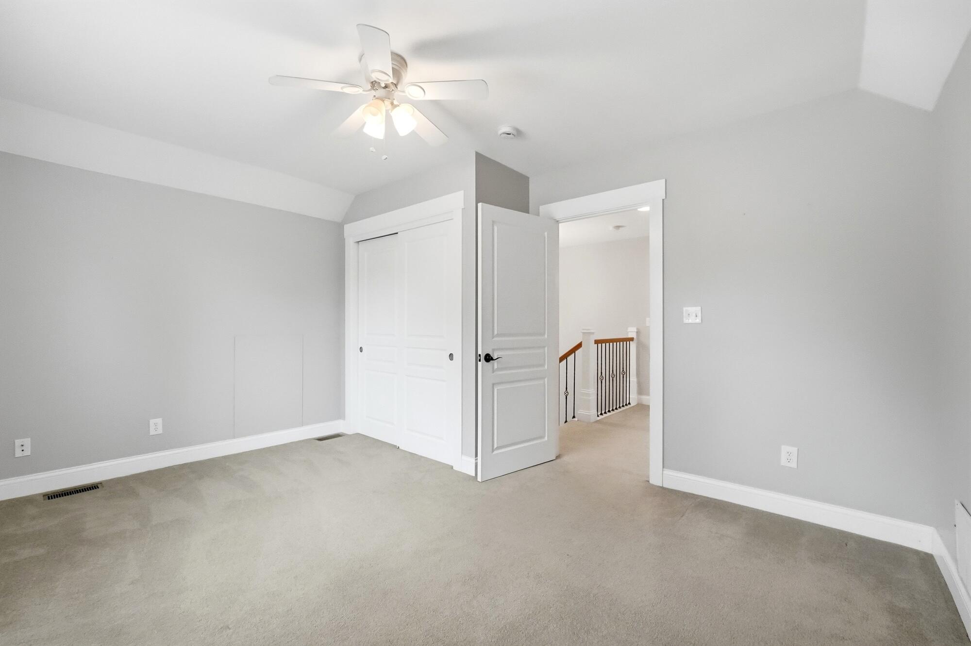 2425 Delta Avenue Property Photo 38