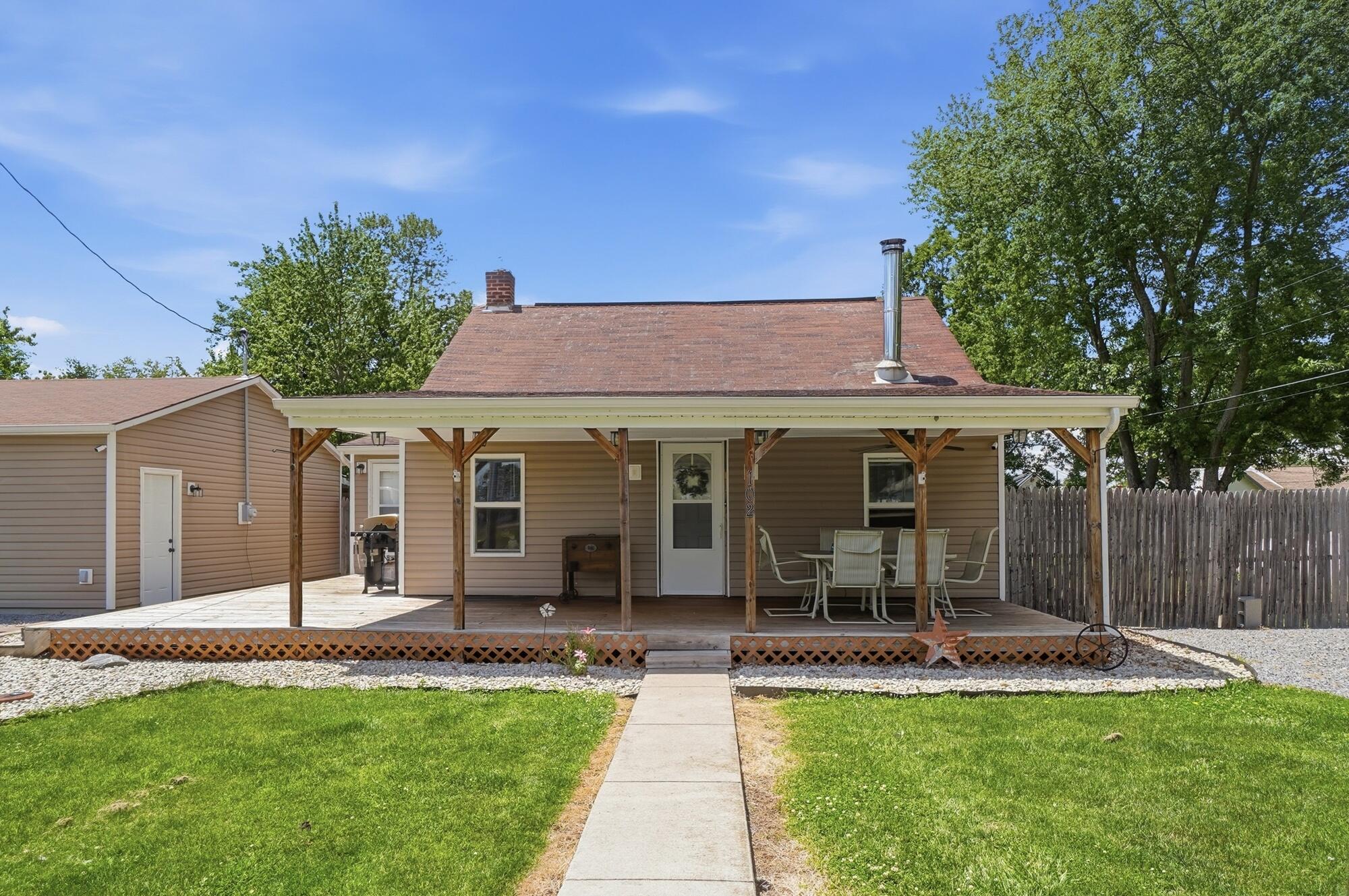 102 Wayne Street Property Photo 1
