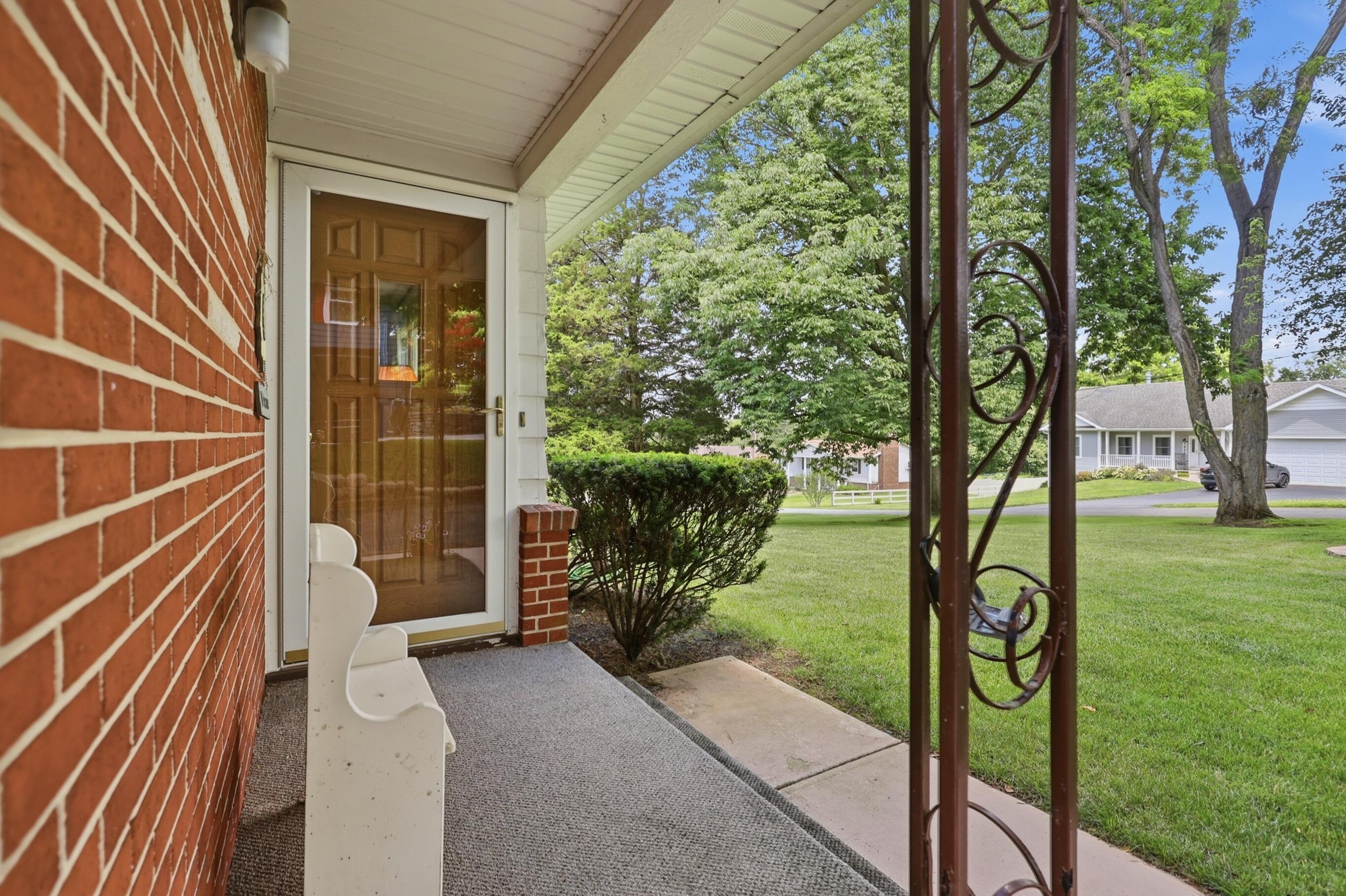 3059 Troehler Road Property Photo 5