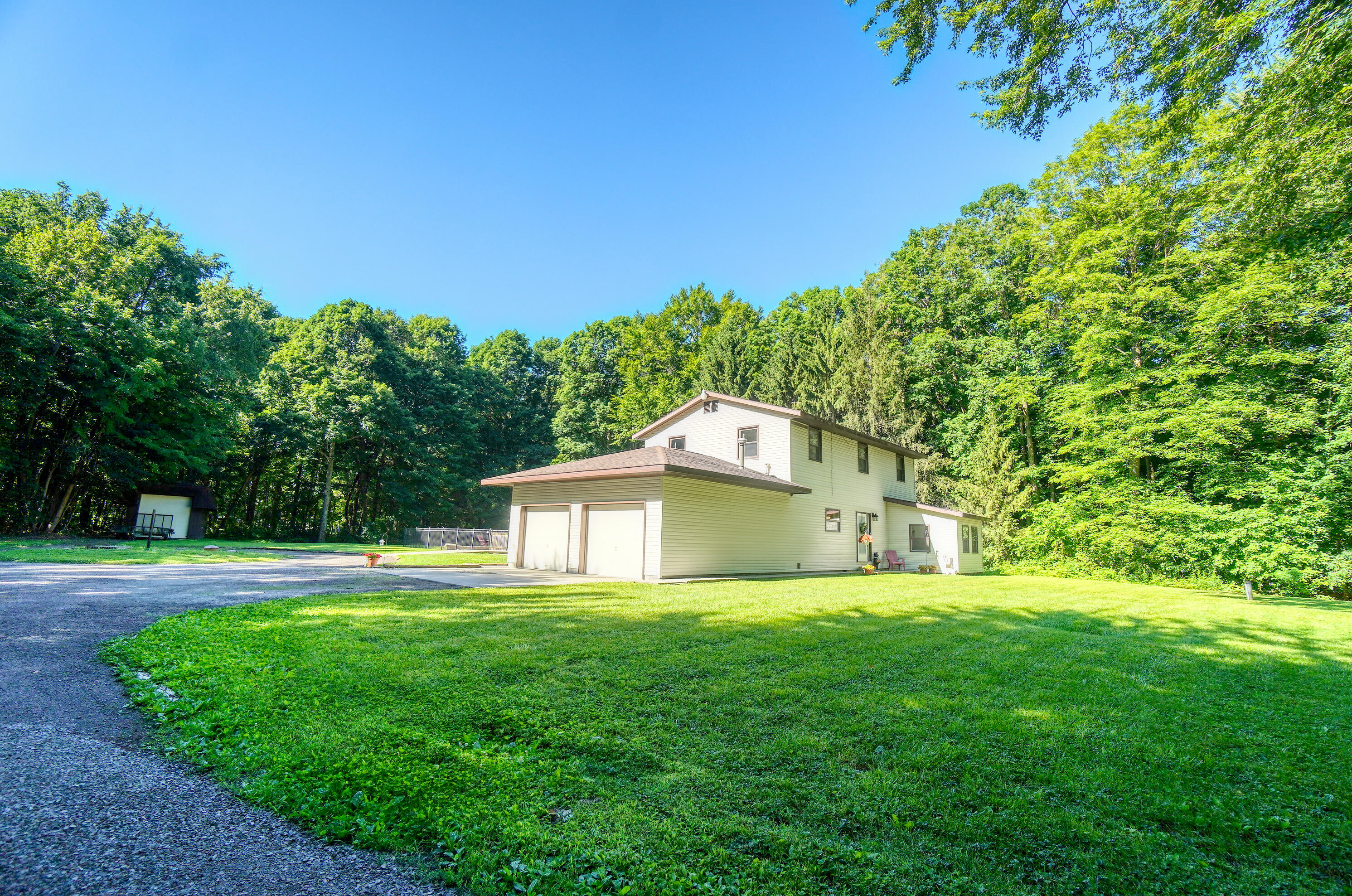 1725 Irvin Road Property Photo 8