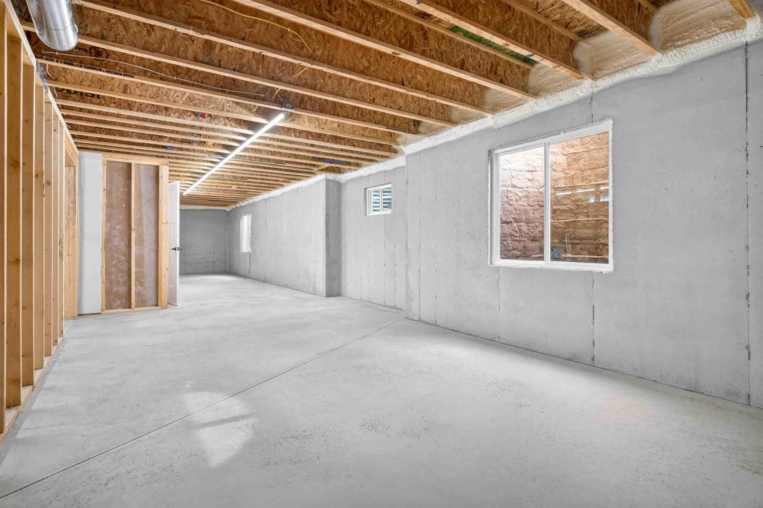 436 E 5th Street Property Photo 17