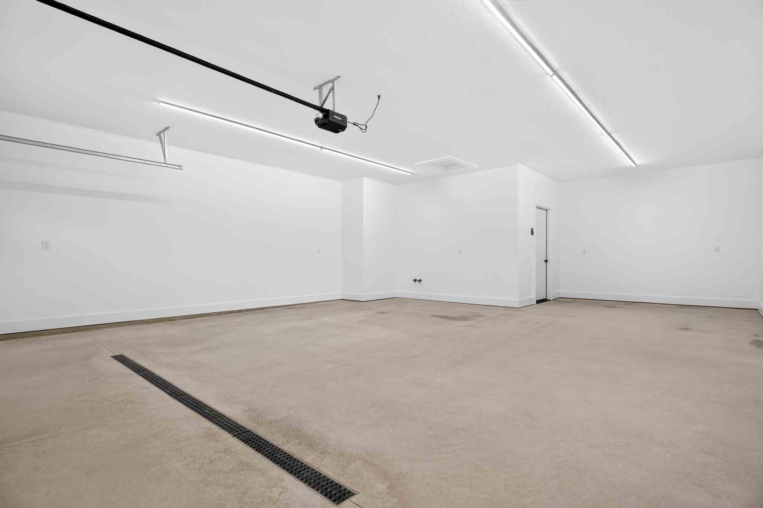 436 E 5th Street Property Photo 18
