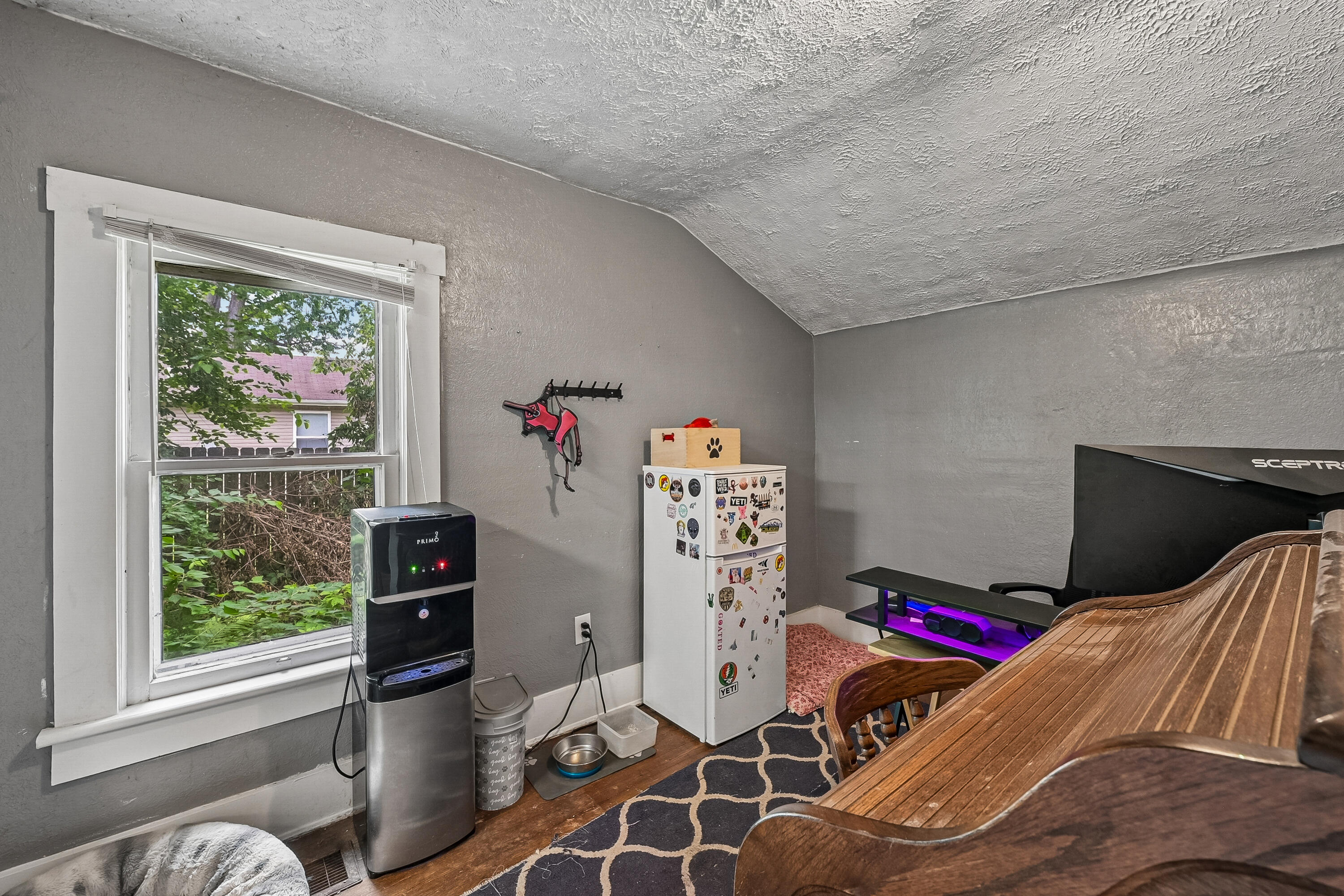 638 W Light Street Property Photo 33