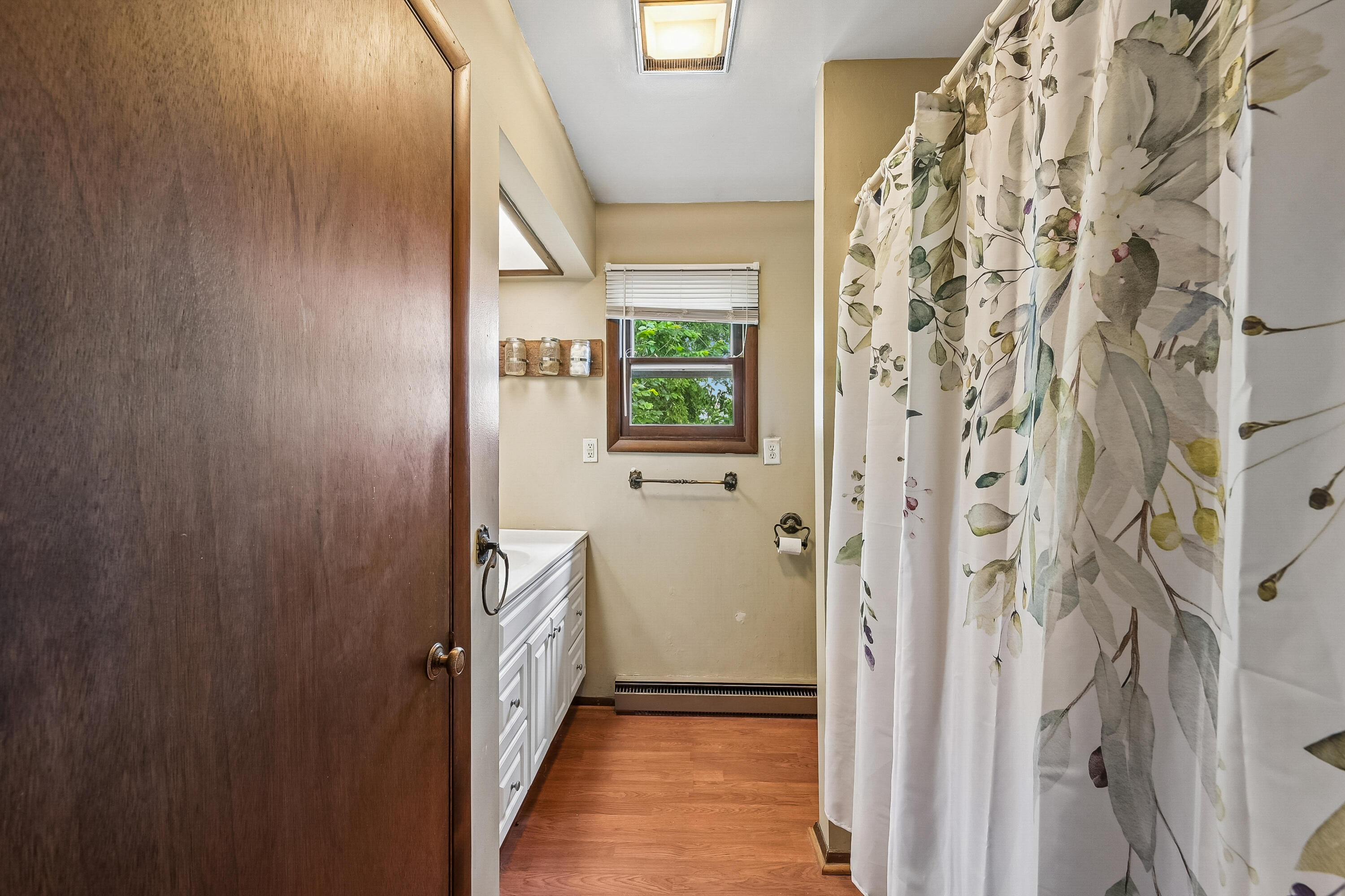 638 W Light Street Property Photo 46