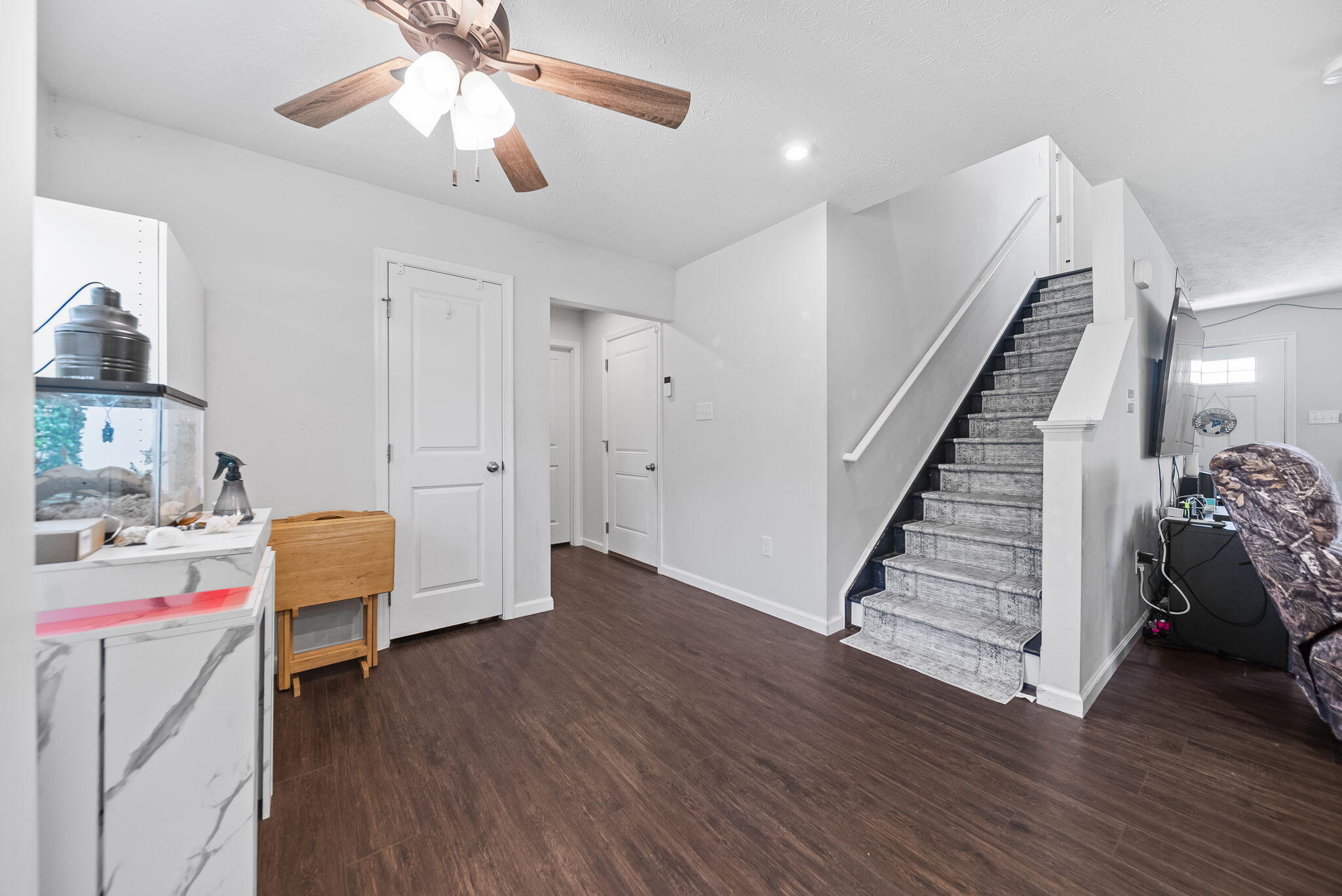 402 Golden Gate Avenue Property Photo 10