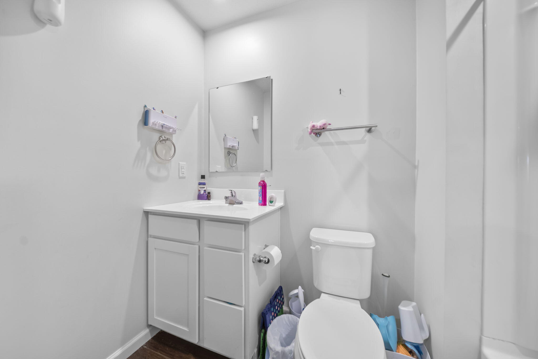 402 Golden Gate Avenue Property Photo 23