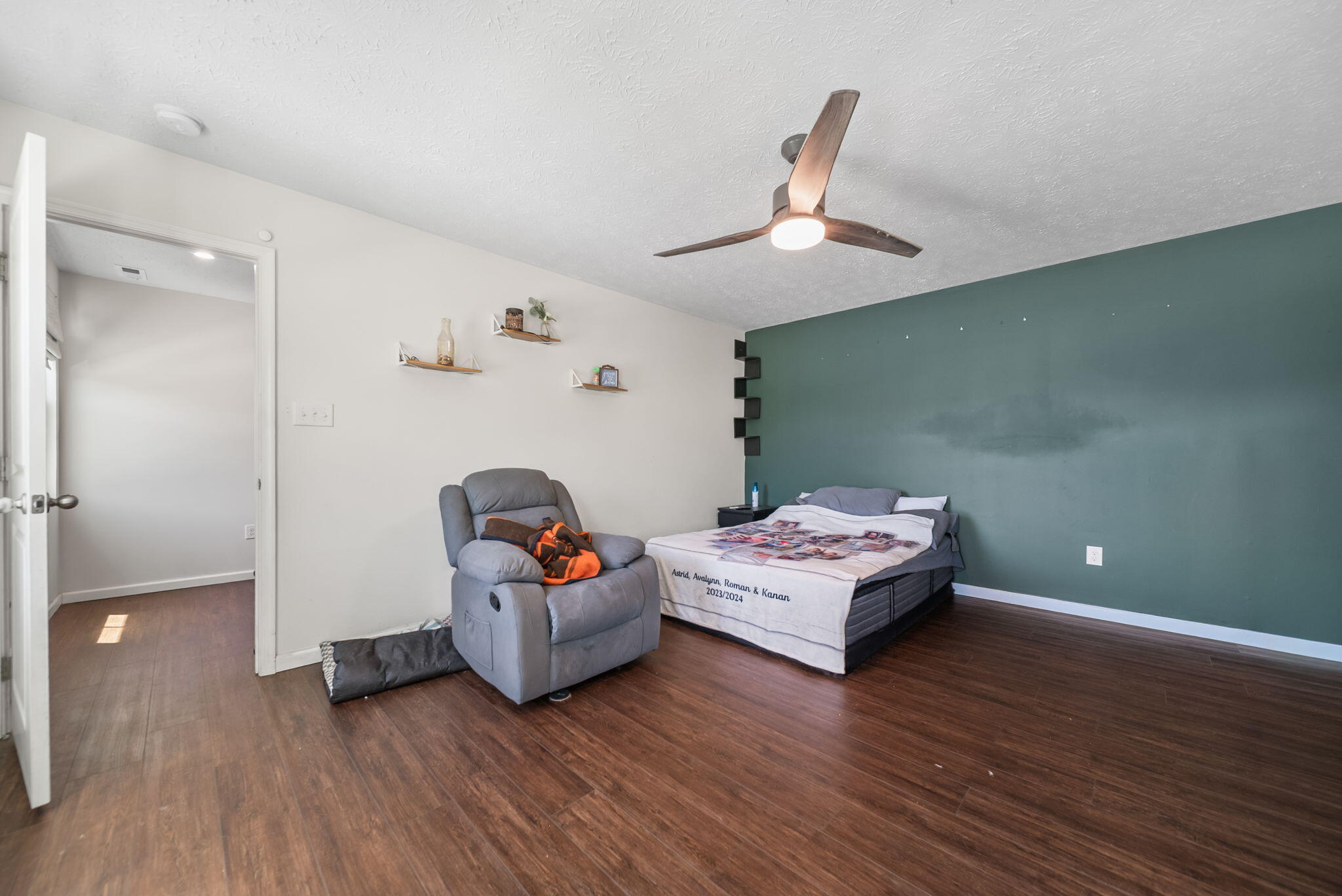 402 Golden Gate Avenue Property Photo 32