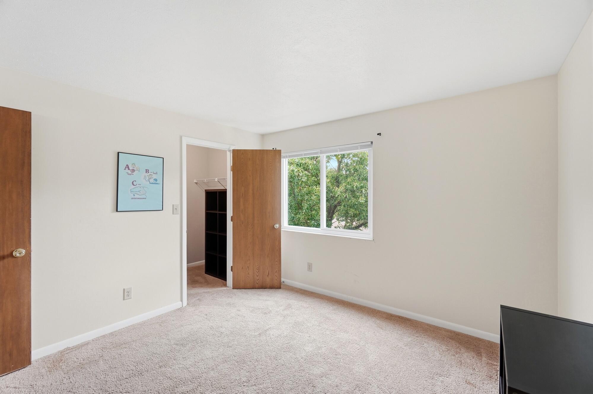 1440 Hollow Run 11 Property Photo 26