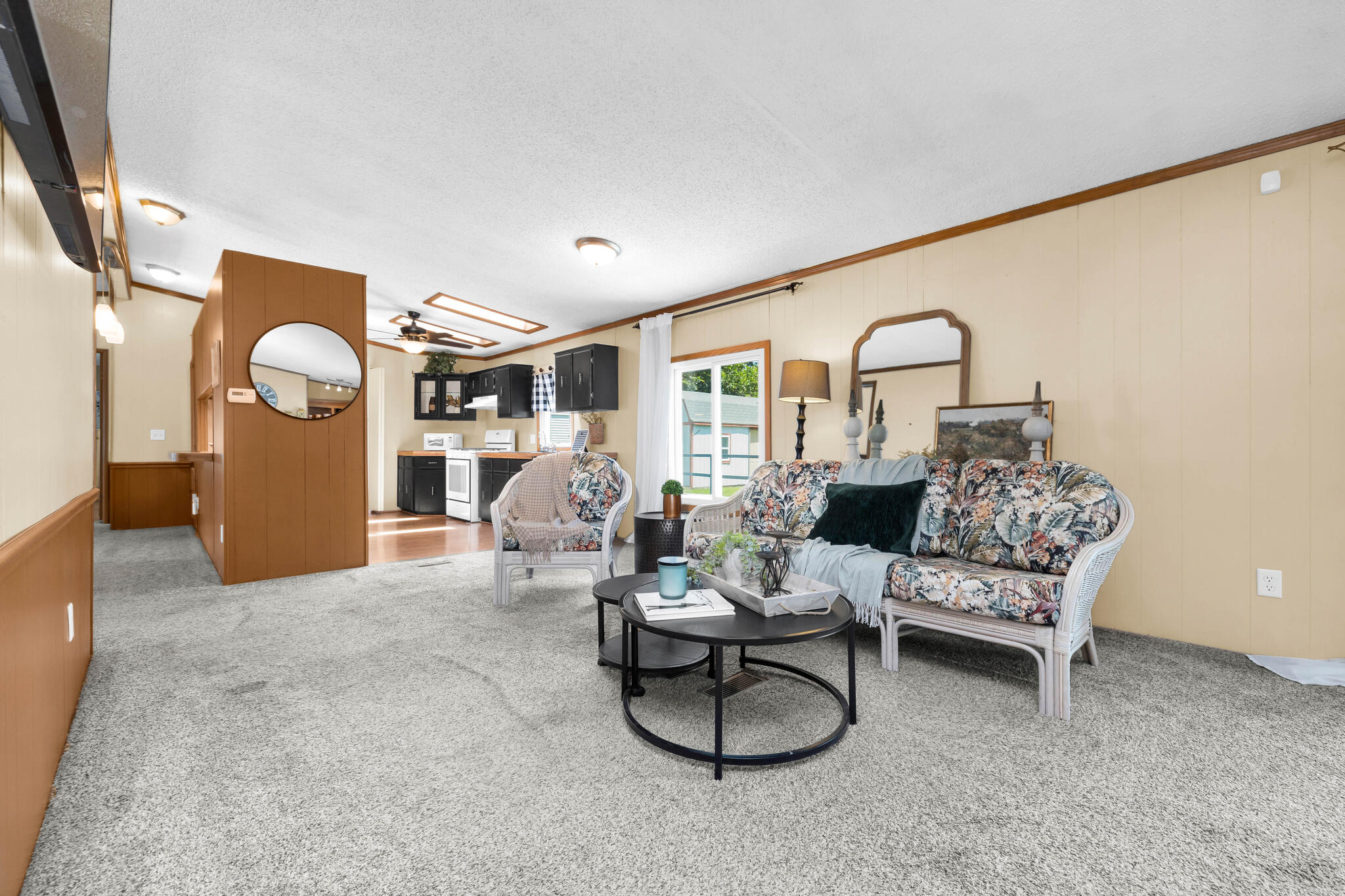 13923 Woll Drive Property Photo 12
