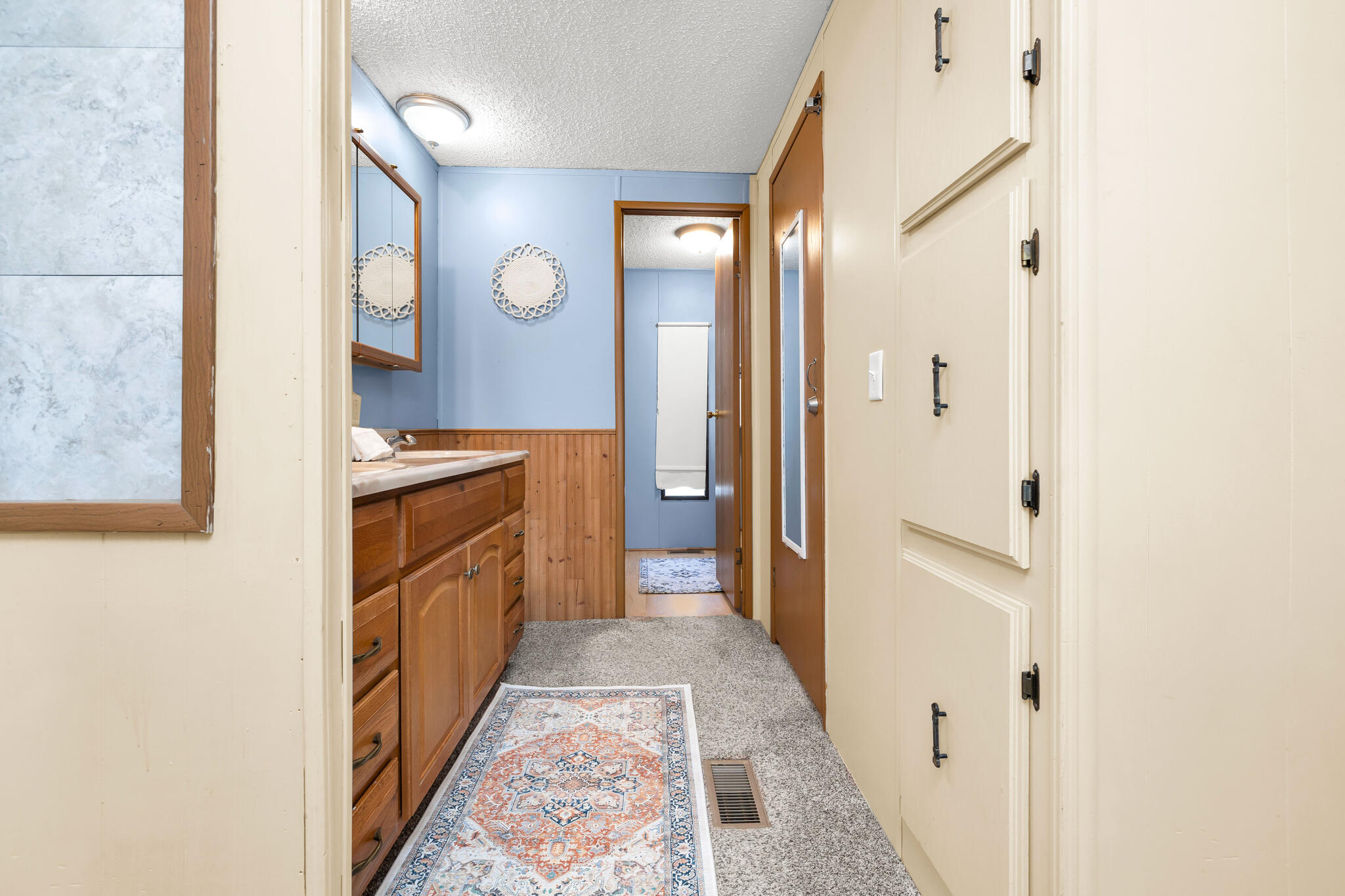 13923 Woll Drive Property Photo 23
