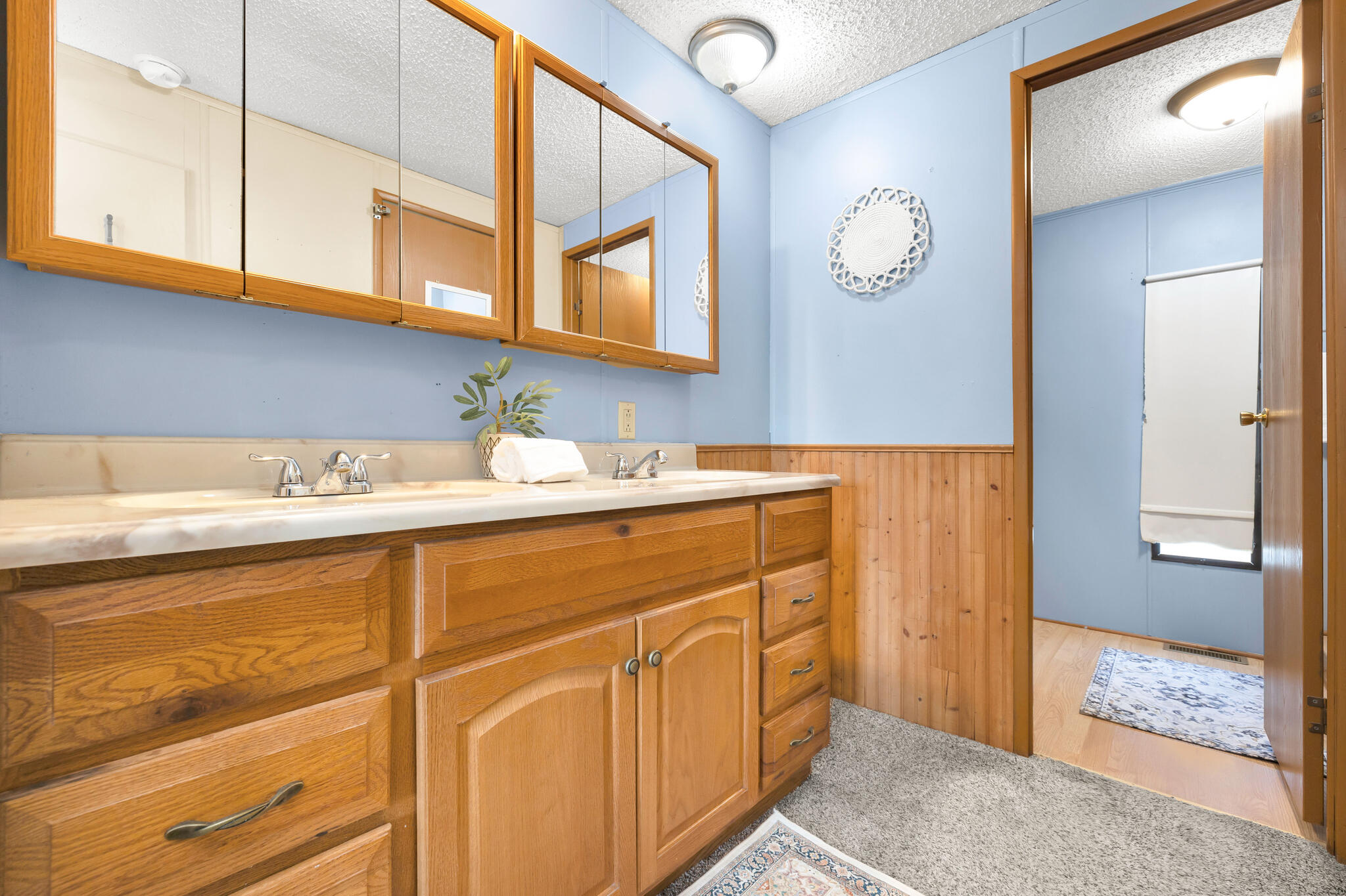 13923 Woll Drive Property Photo 24