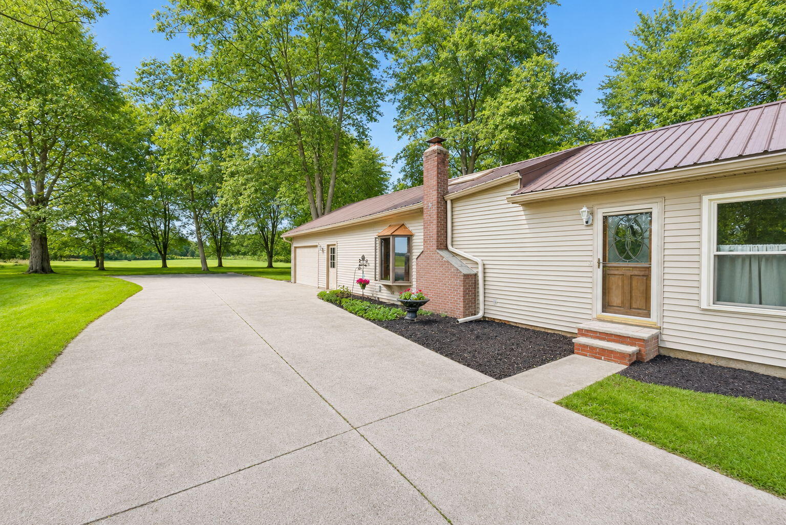 11547 State Route 47 Property Photo 3