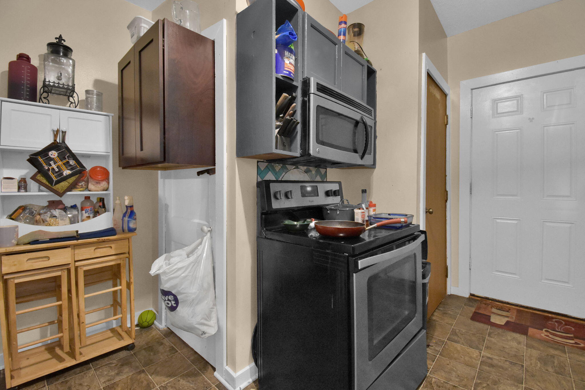 424 W State Street Property Photo 13