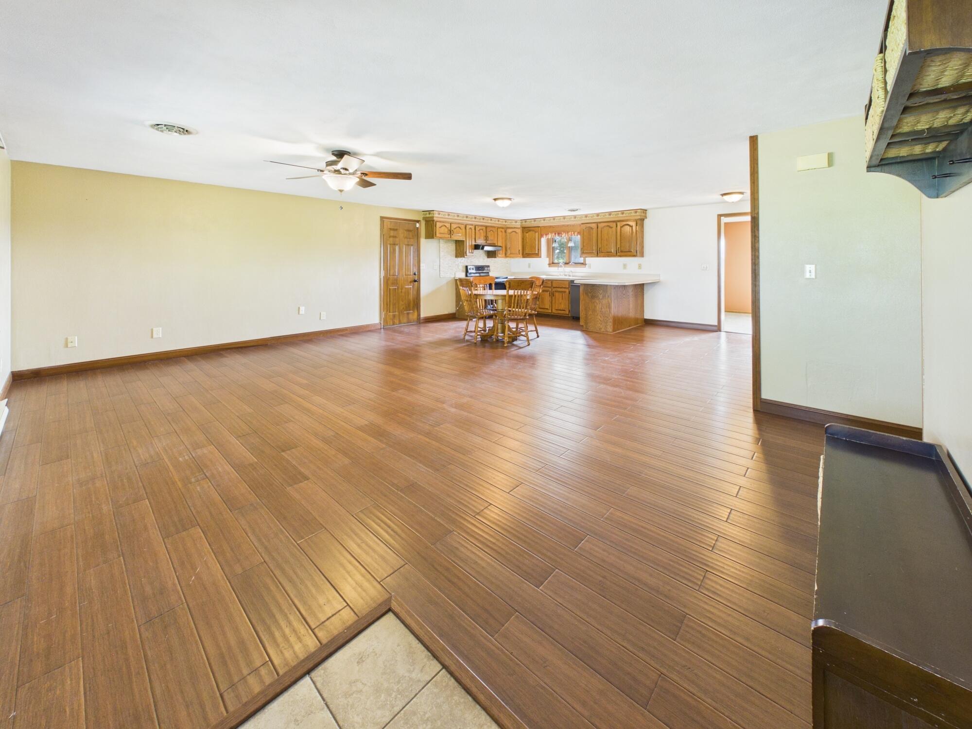 2357 Gordon Landis Road Property Photo 7