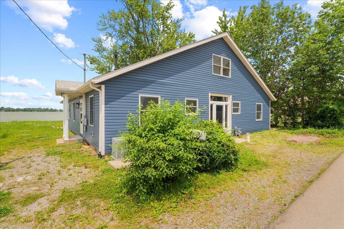 7807 Park Drive Property Photo 3