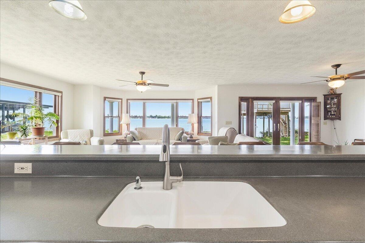7807 Park Drive Property Photo 15