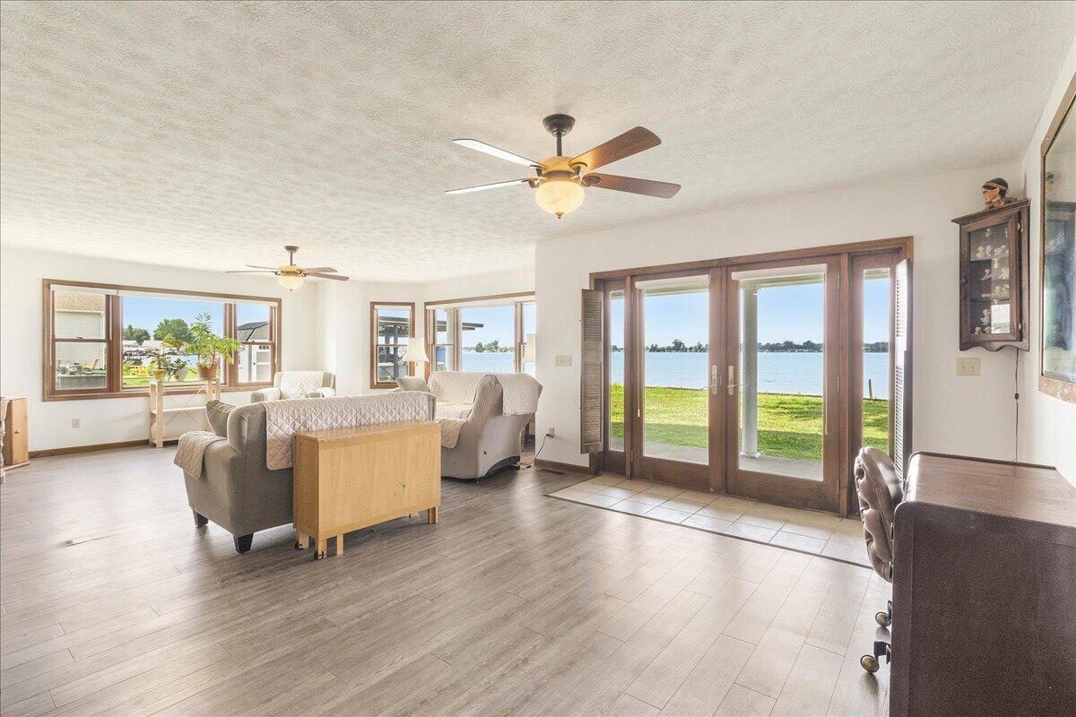 7807 Park Drive Property Photo 17