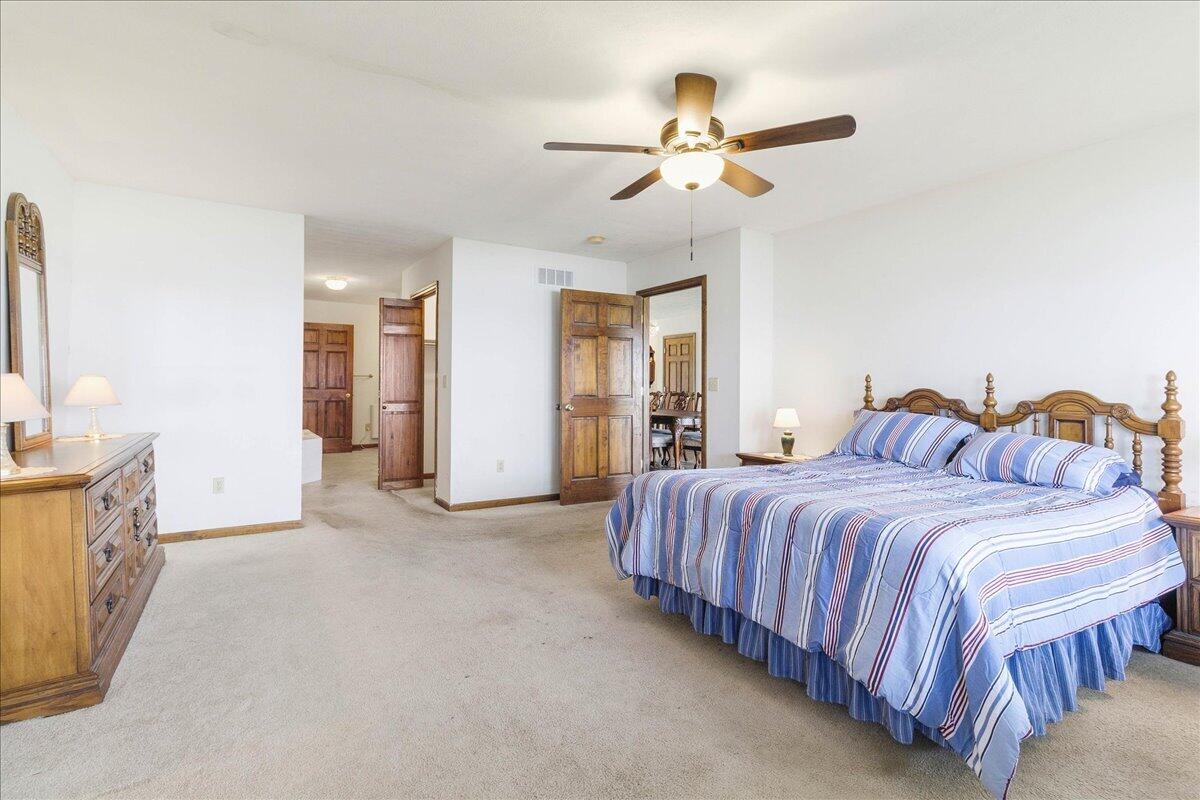 7807 Park Drive Property Photo 23
