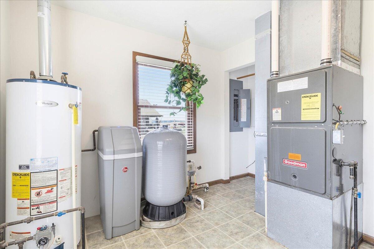 7807 Park Drive Property Photo 33