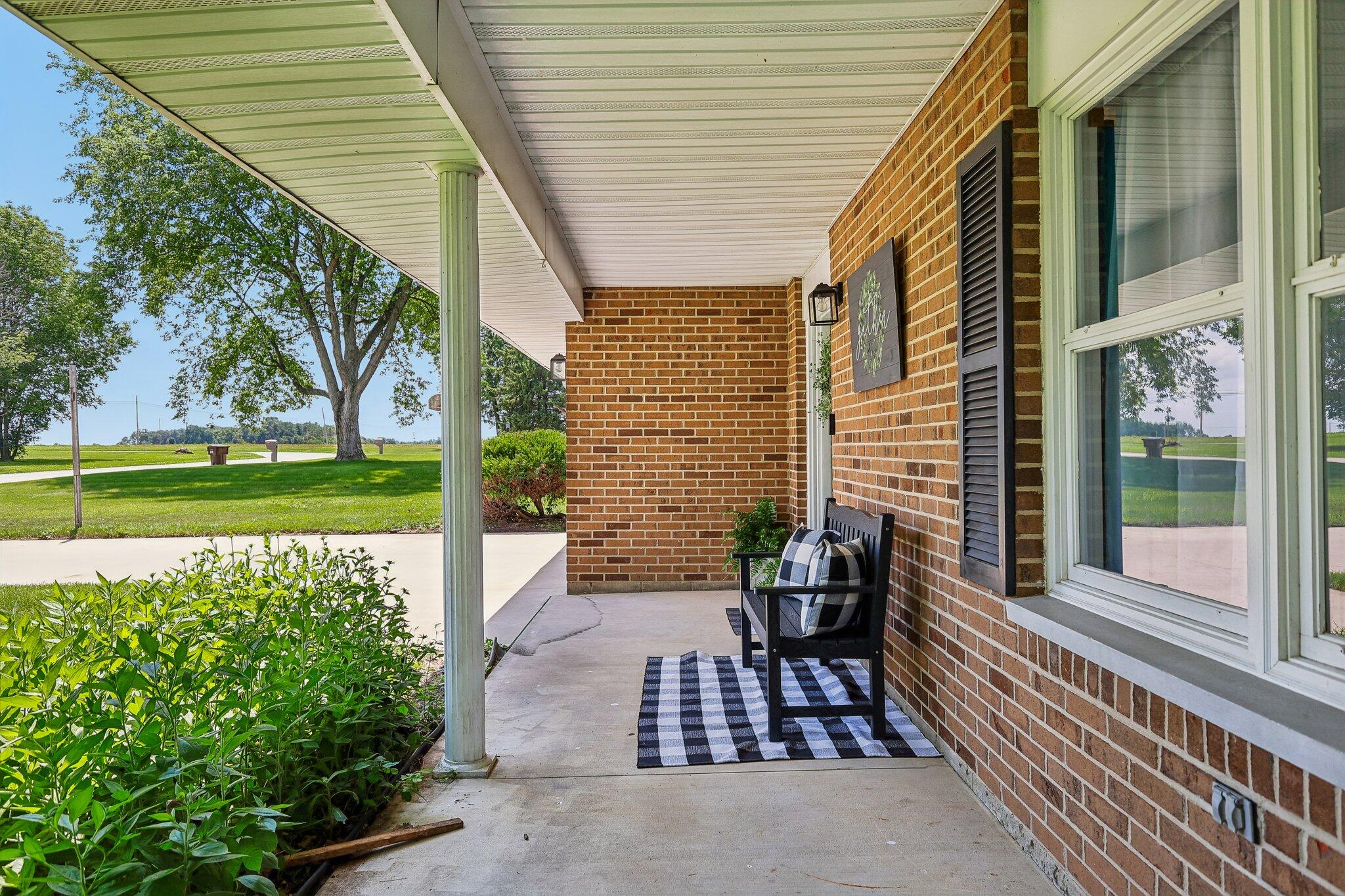 5407 Tamarack Trail Property Photo 5
