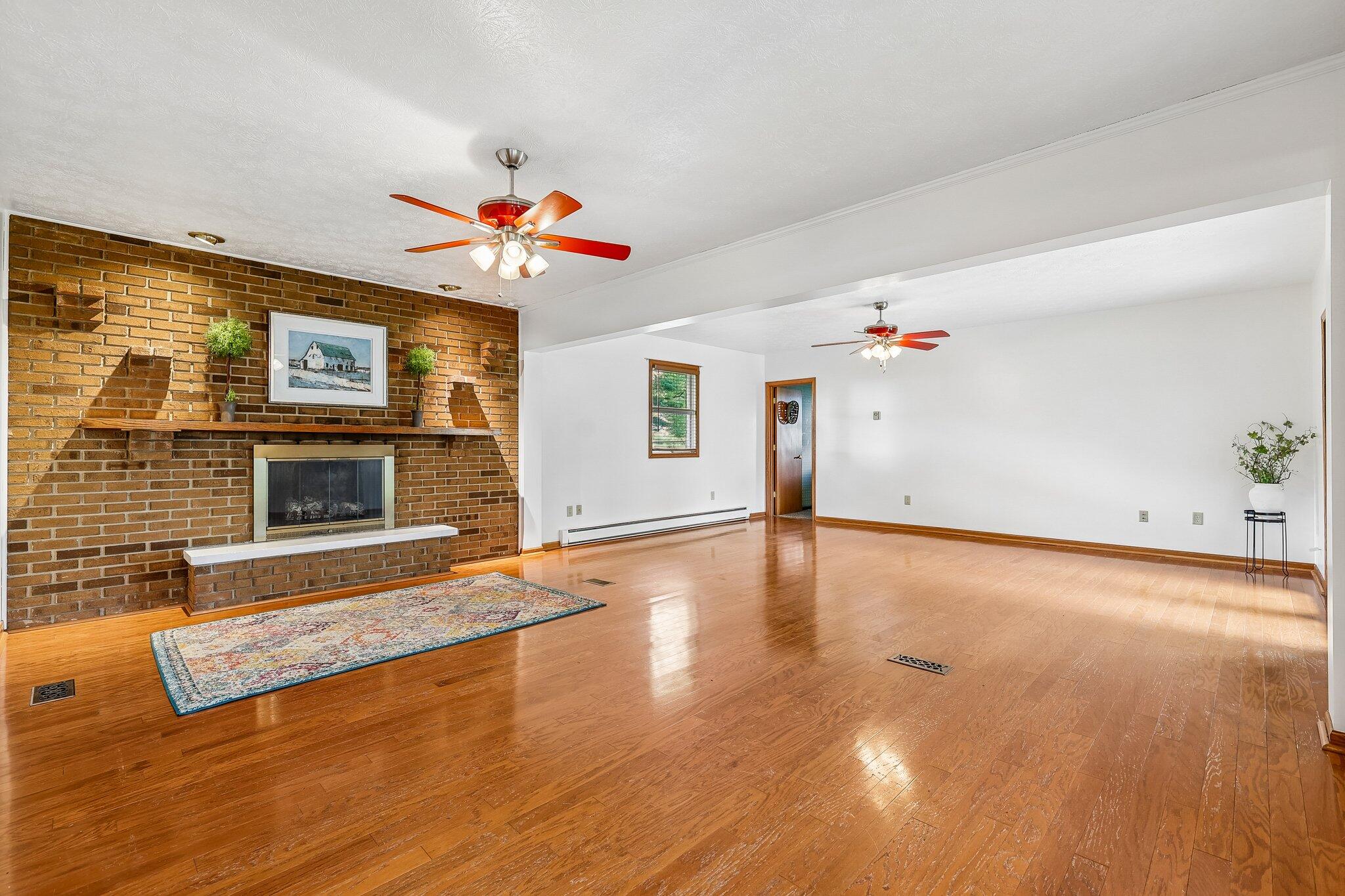 5407 Tamarack Trail Property Photo 7