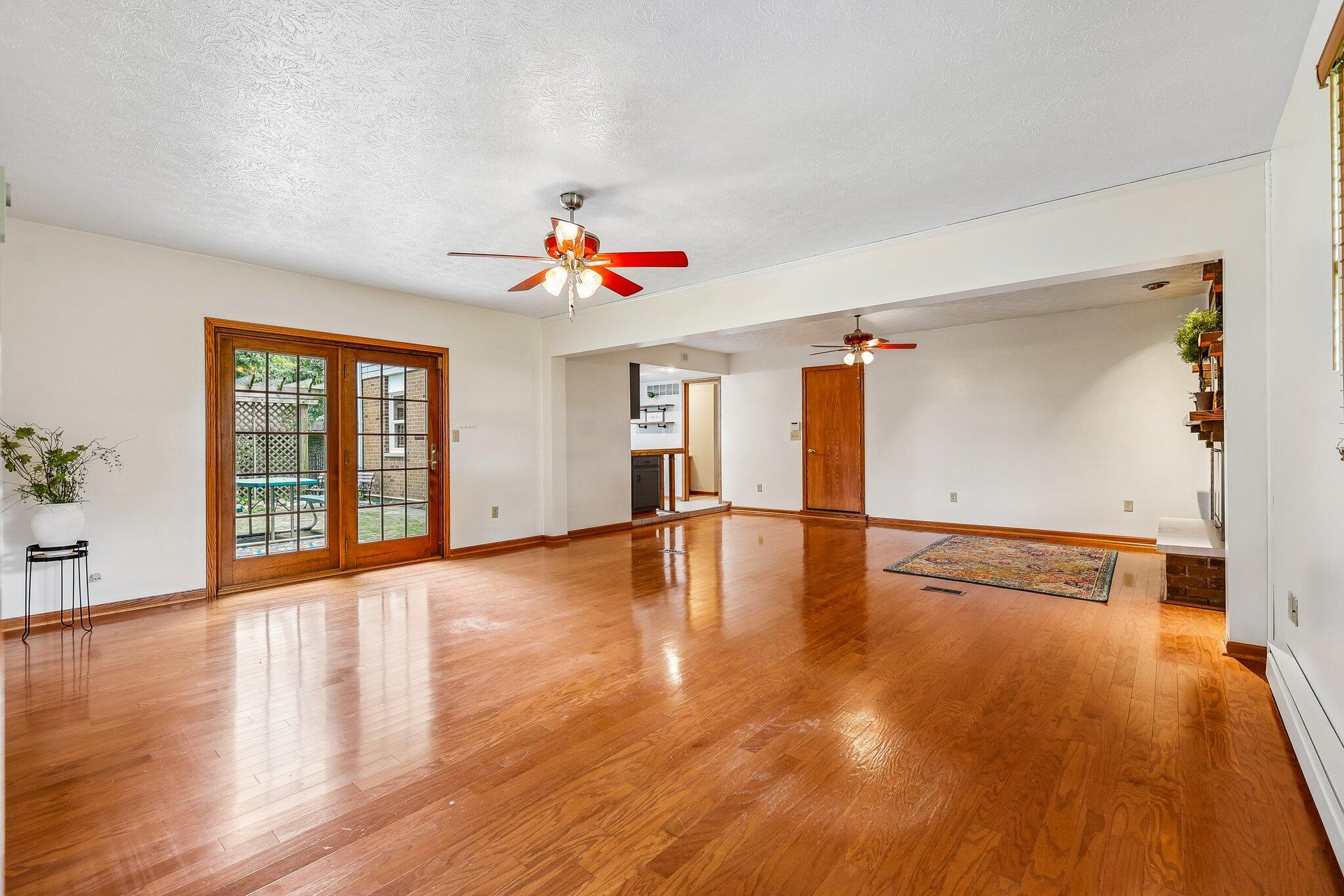 5407 Tamarack Trail Property Photo 8