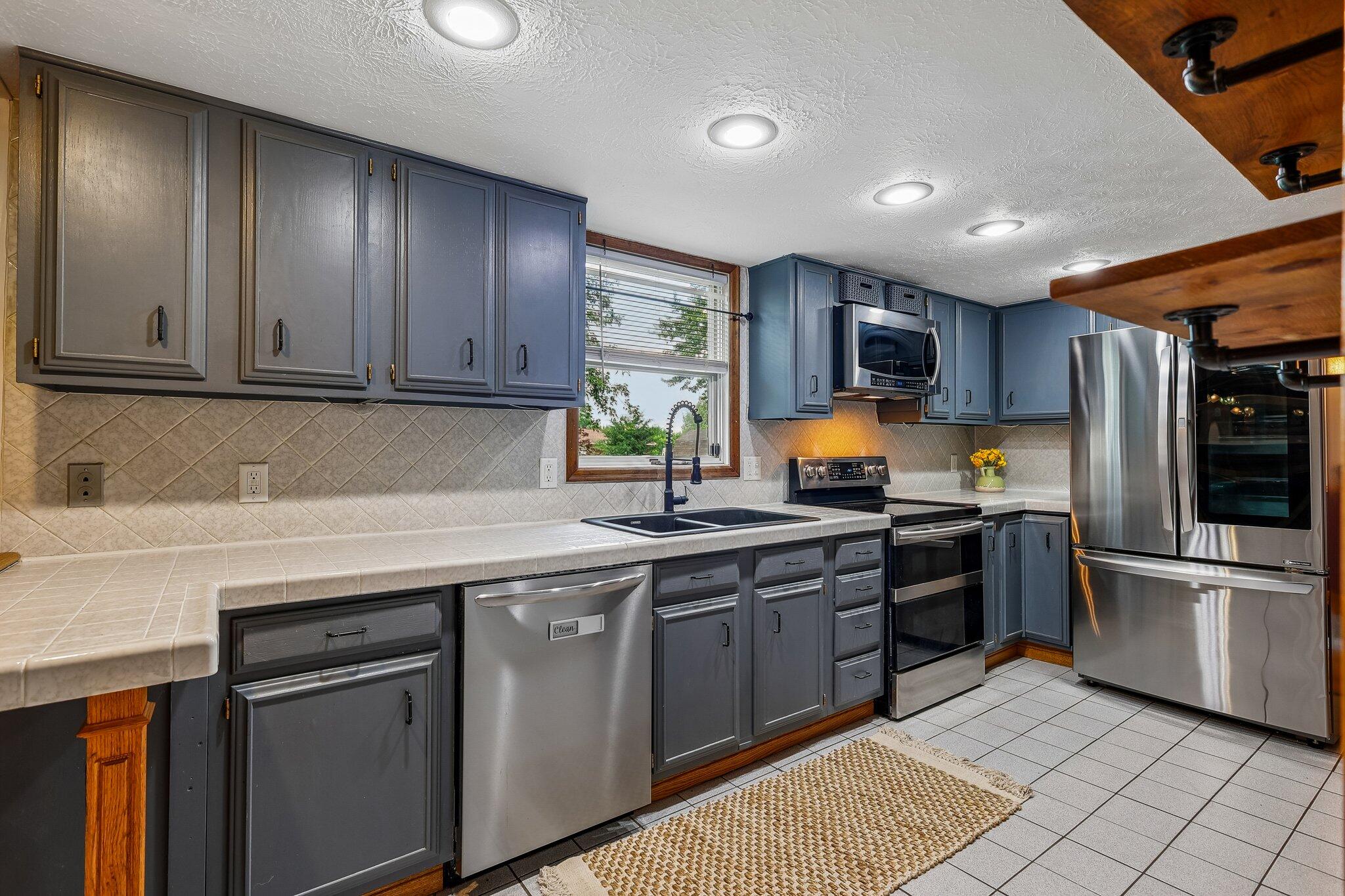 5407 Tamarack Trail Property Photo 20