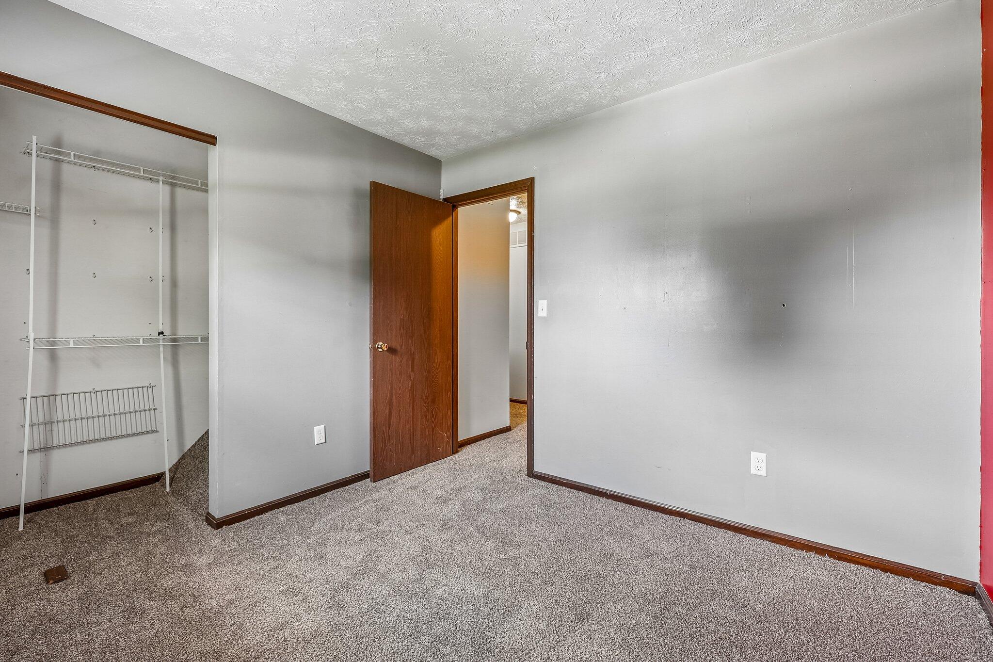 5407 Tamarack Trail Property Photo 27