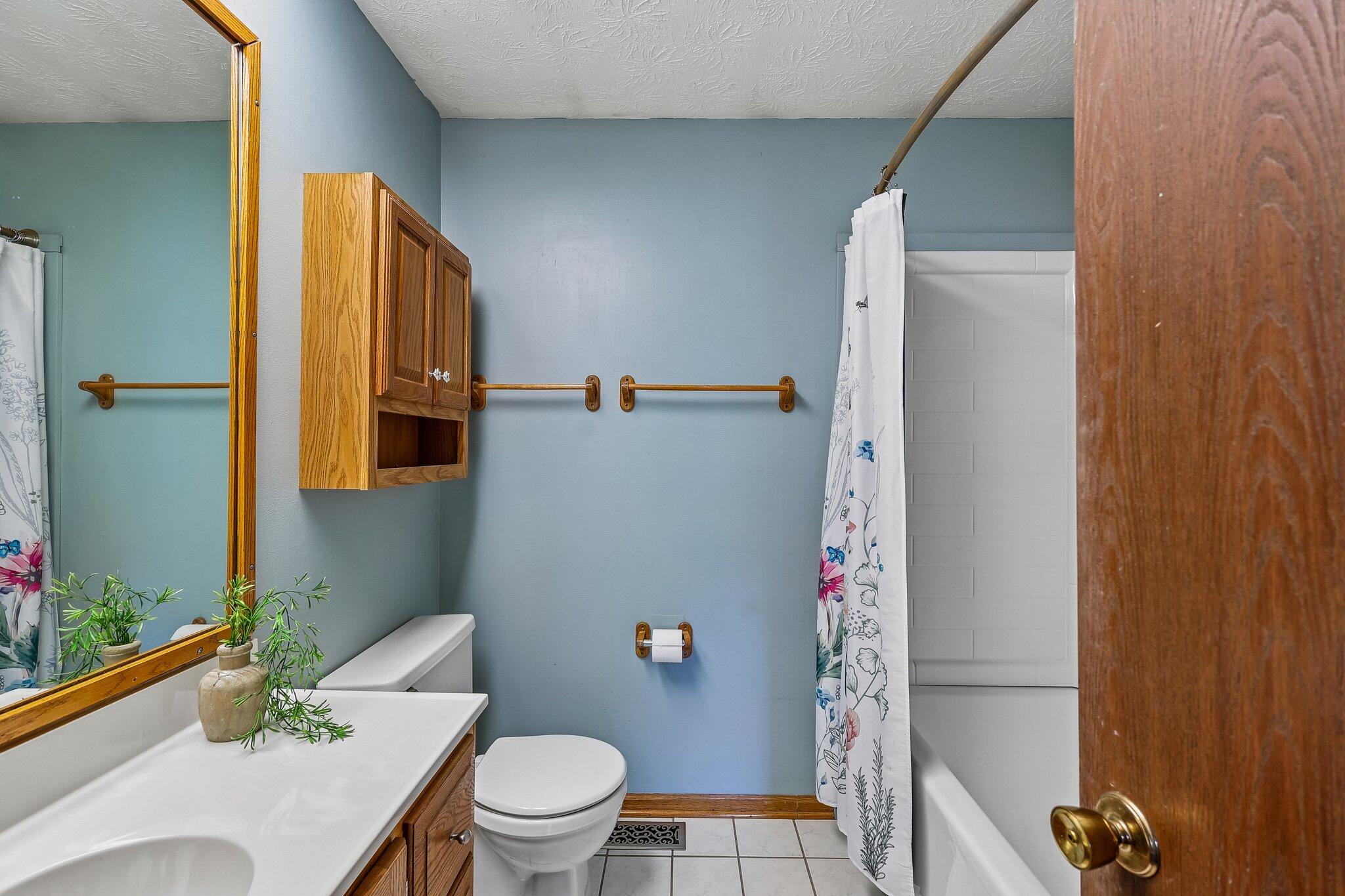 5407 Tamarack Trail Property Photo 32