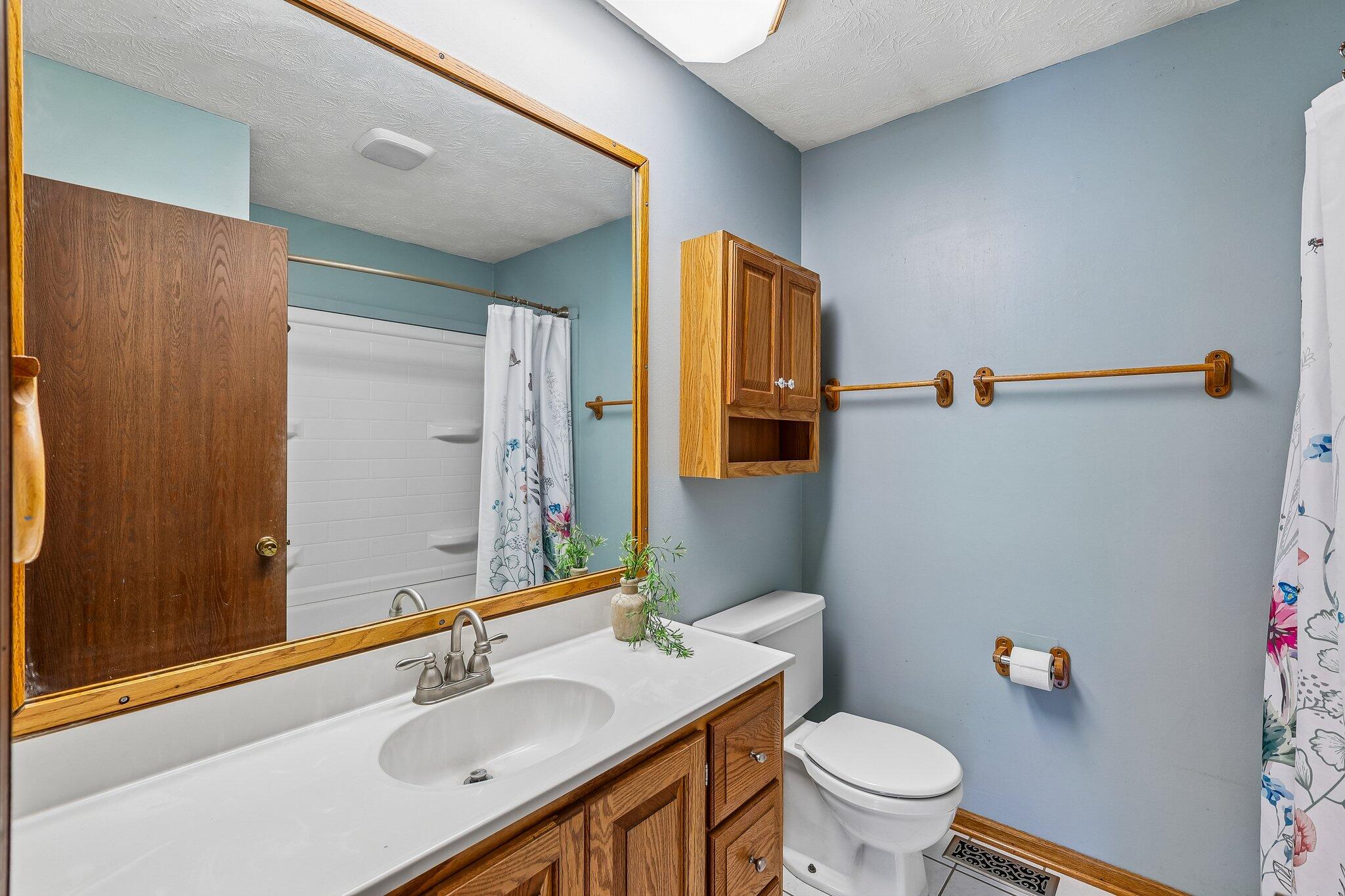 5407 Tamarack Trail Property Photo 33