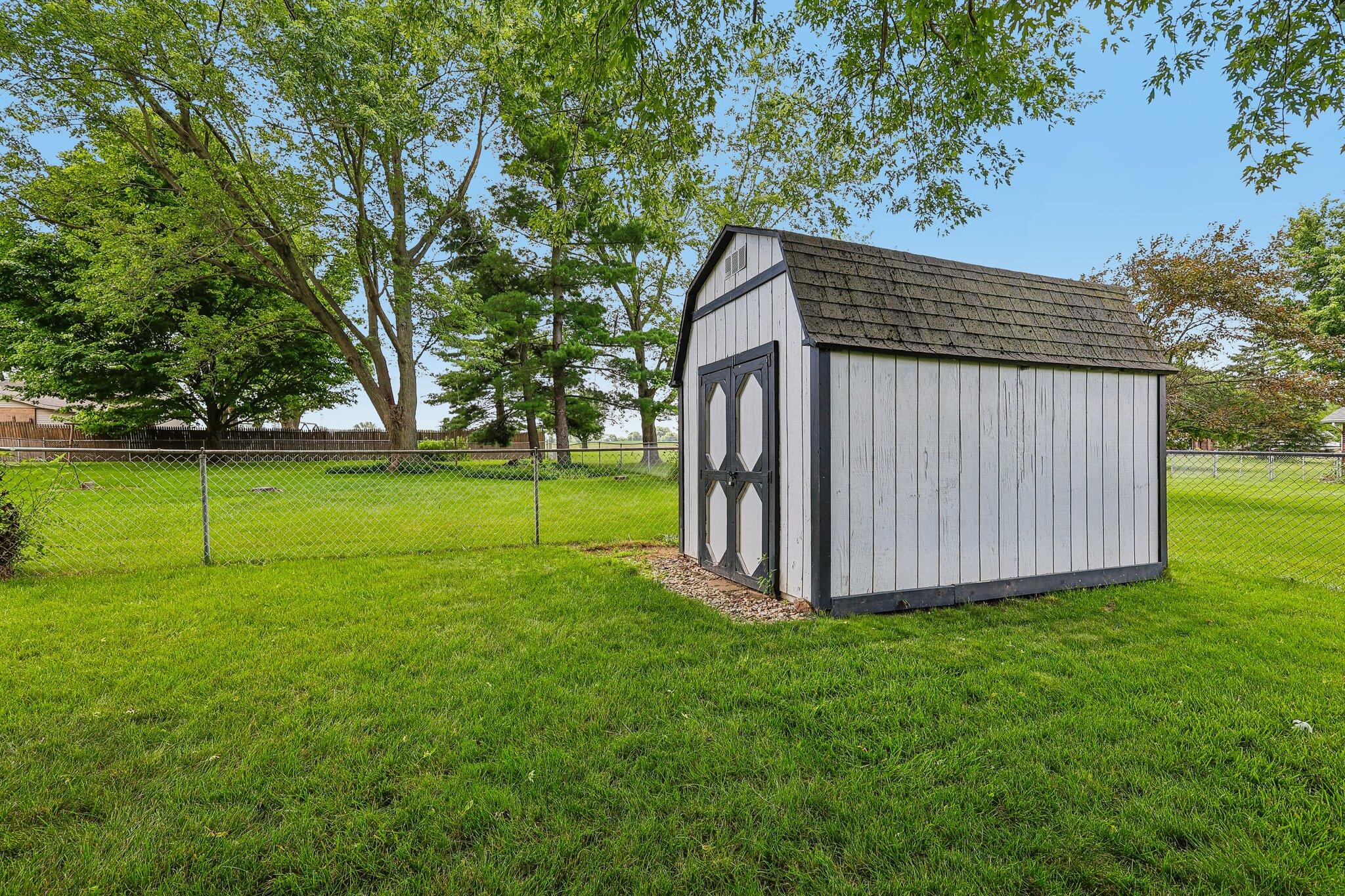 5407 Tamarack Trail Property Photo 39