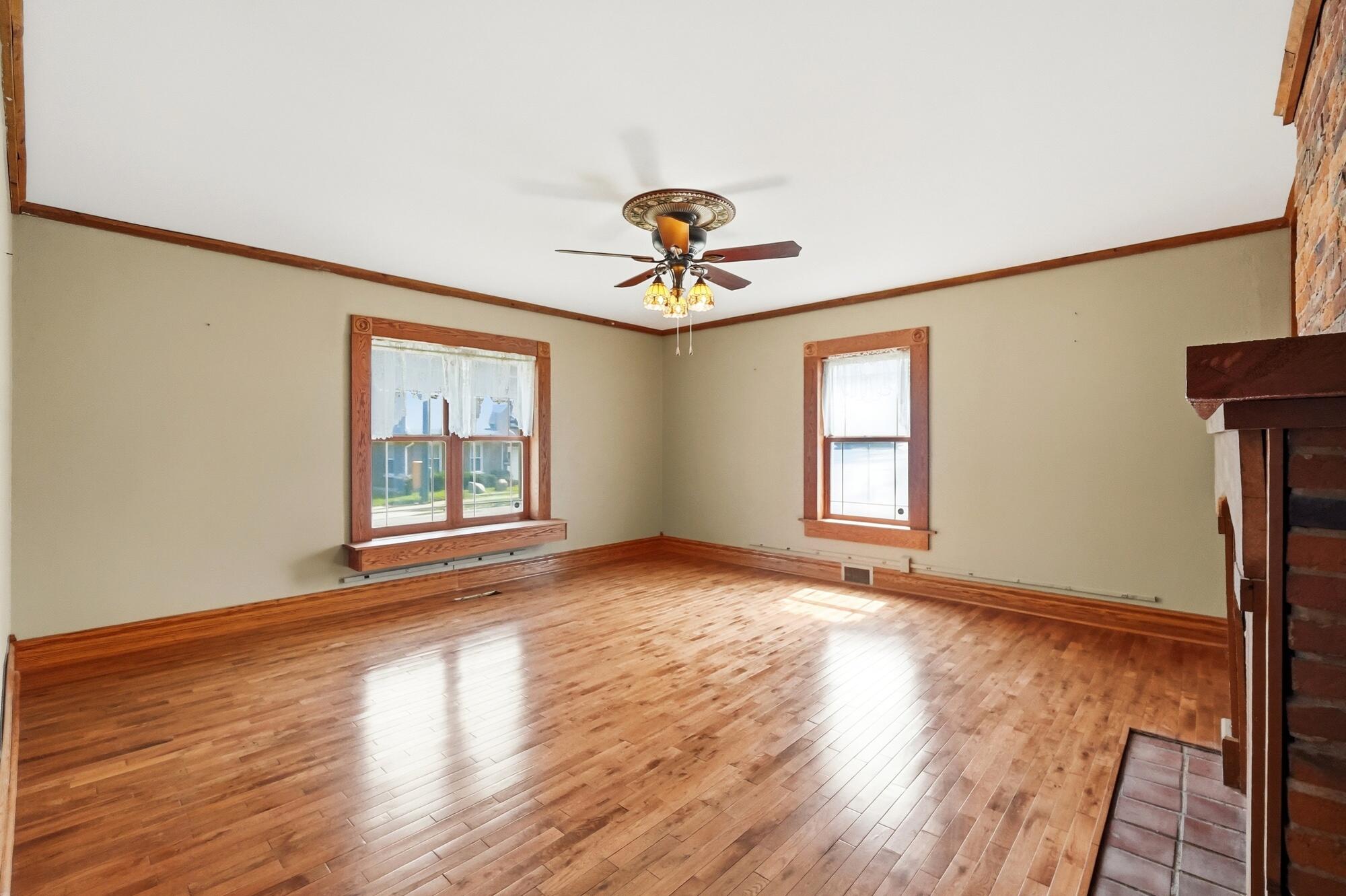 649 E High Street Property Photo 16