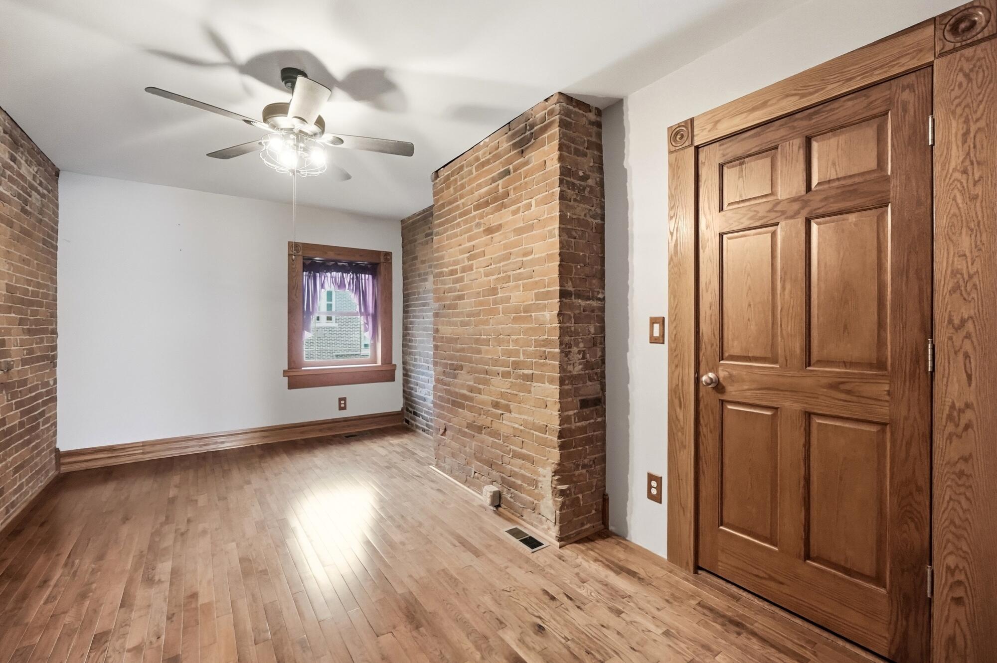 649 E High Street Property Photo 22