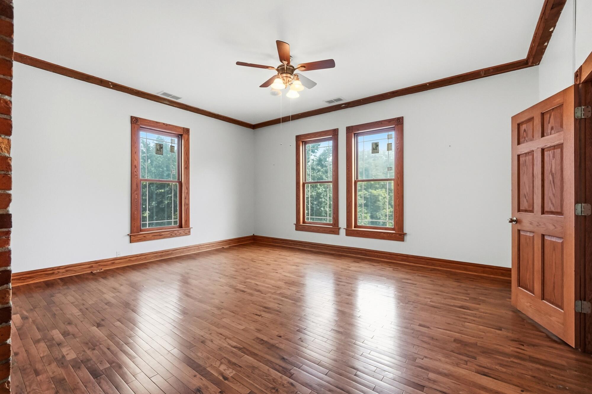 649 E High Street Property Photo 37