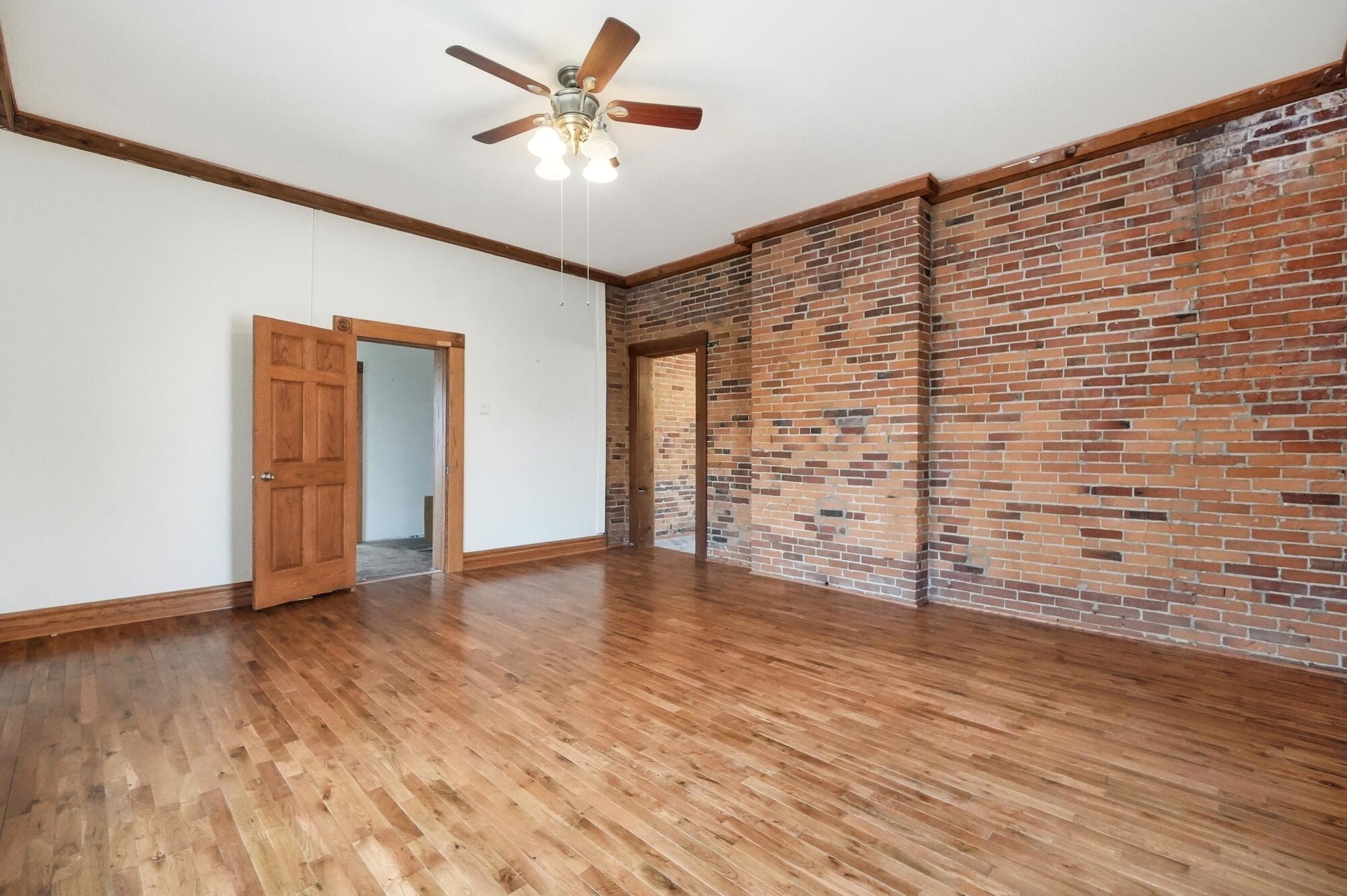 649 E High Street Property Photo 39