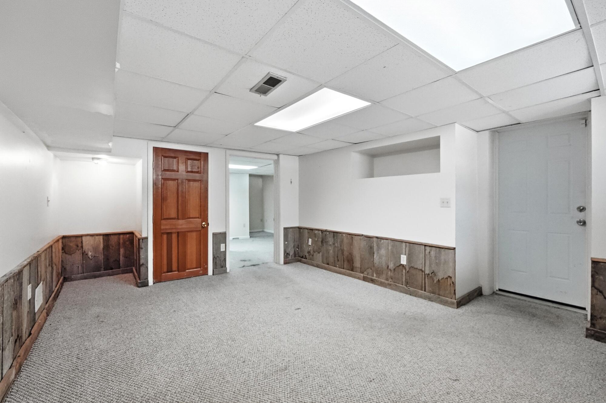 649 E High Street Property Photo 64