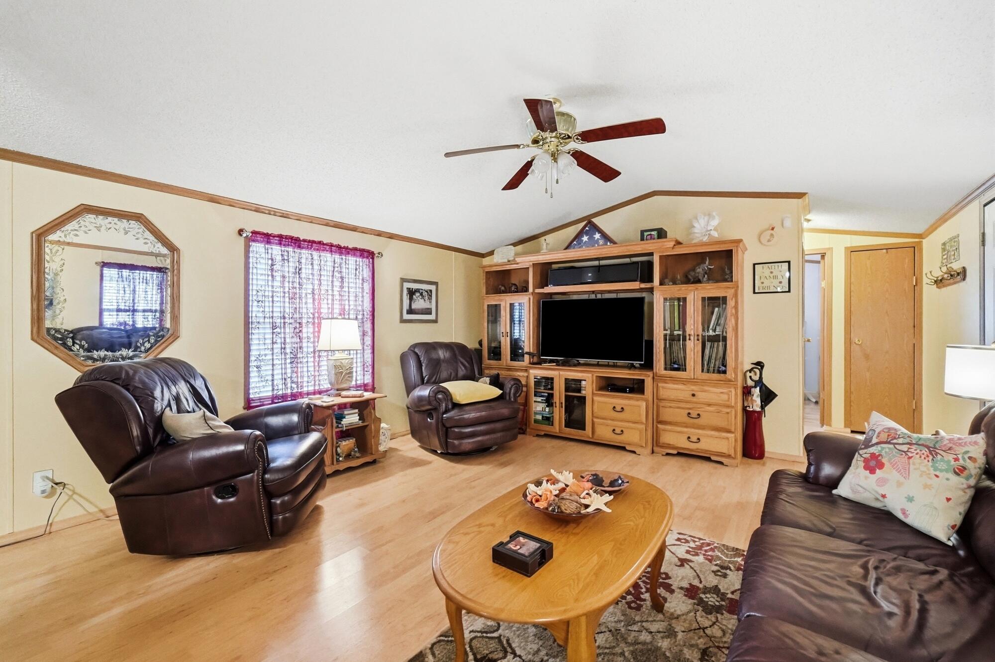 5334 Silver Dome Drive Property Photo 2