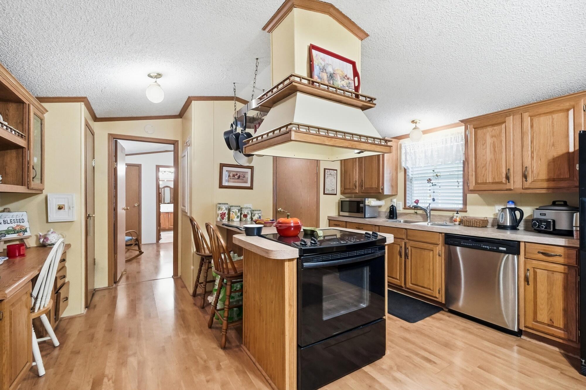 5334 Silver Dome Drive Property Photo 3