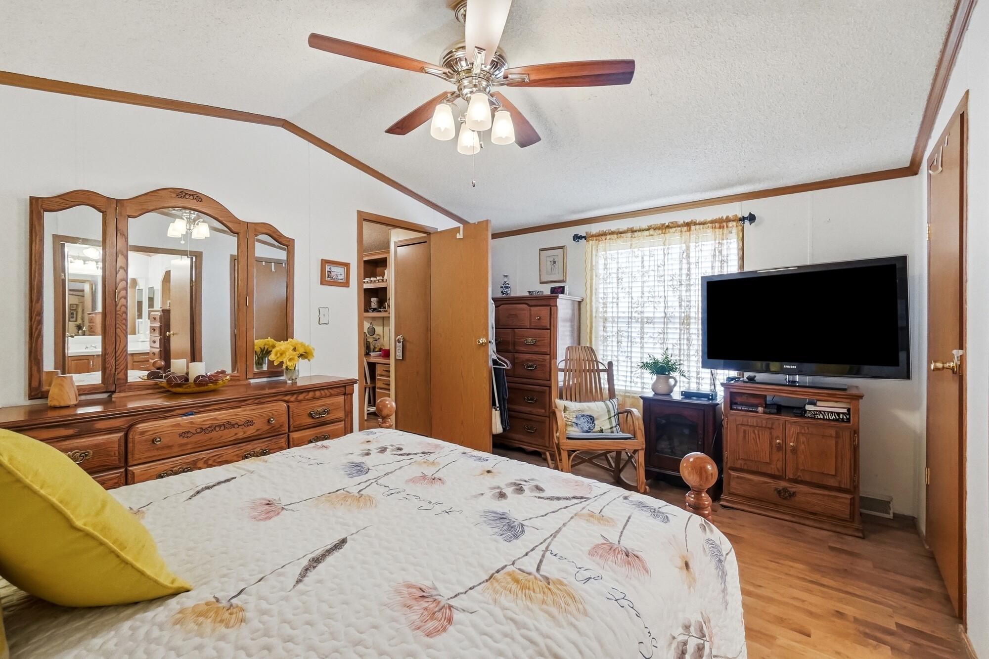 5334 Silver Dome Drive Property Photo 17