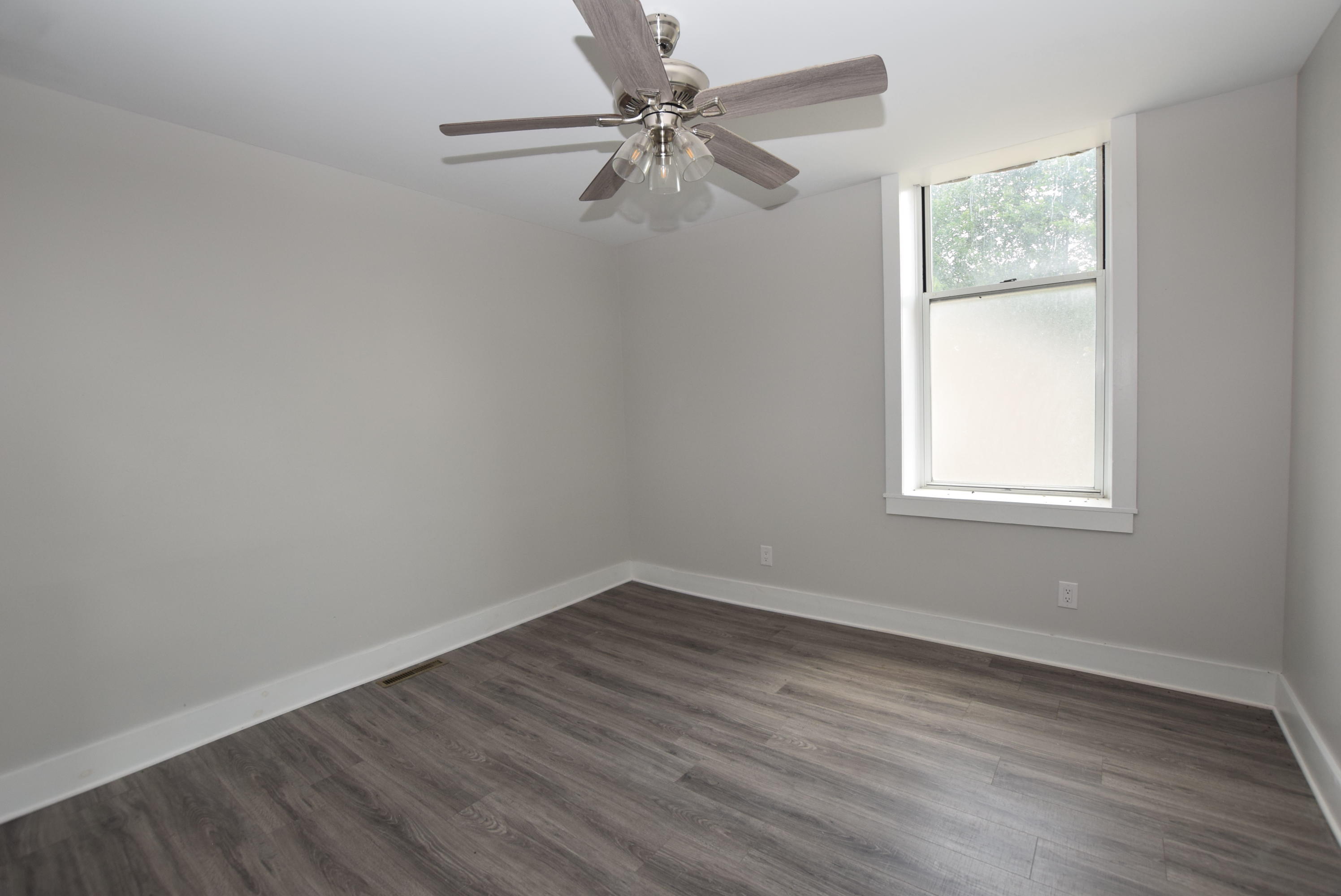 201 E Miami Street Property Photo 21
